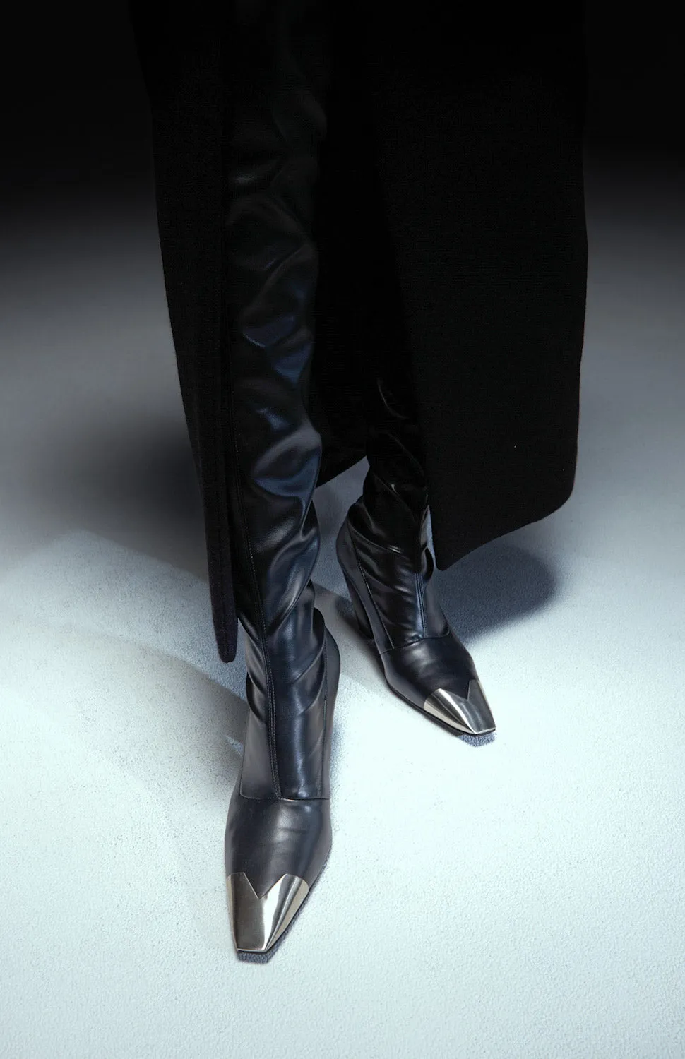 RAMONA DEEP BLACK sold by Vanda Novak product image thumbnail 4