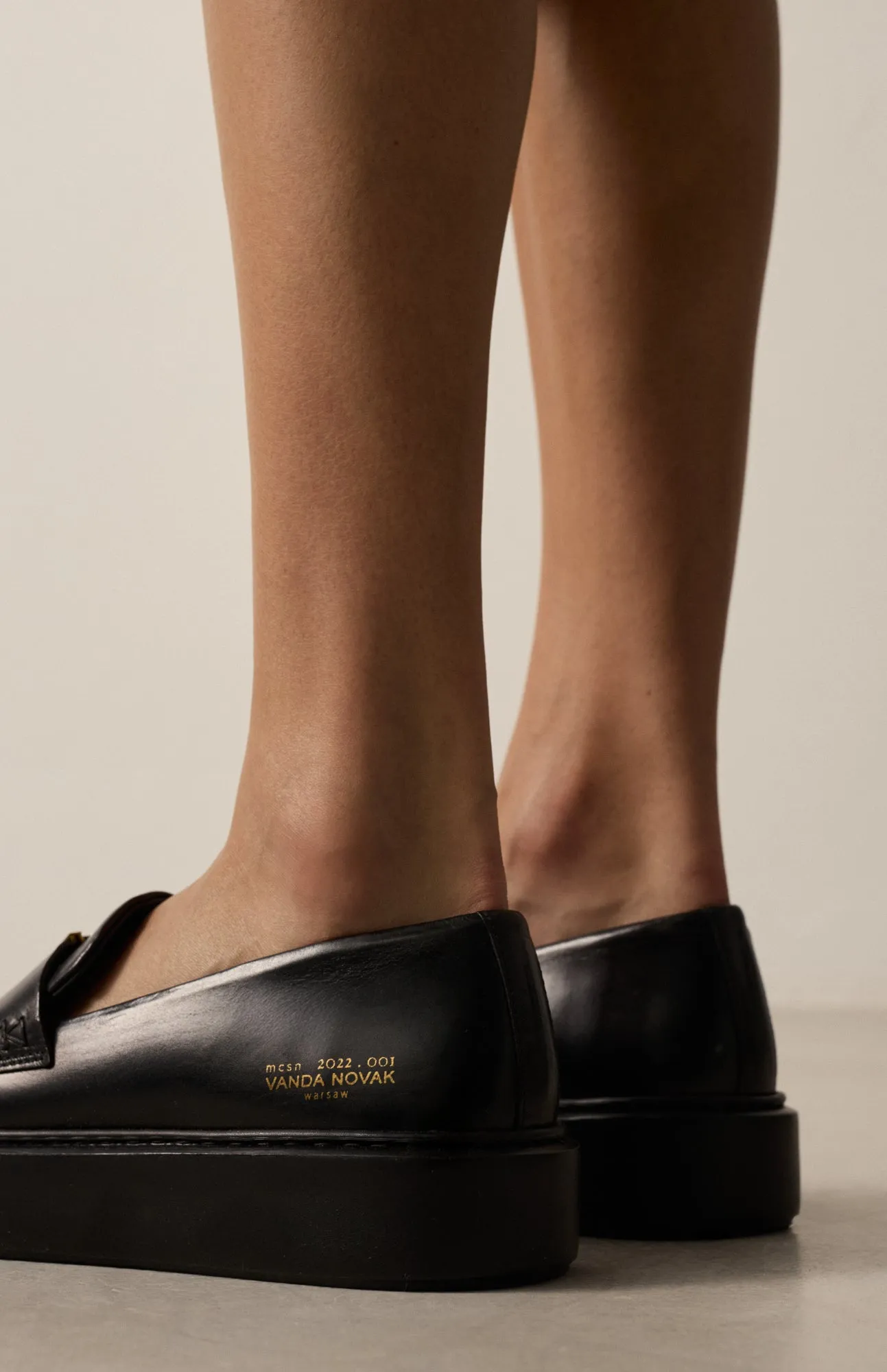 KAYLA DEEP BLACK sold by Vanda Novak product image thumbnail 5