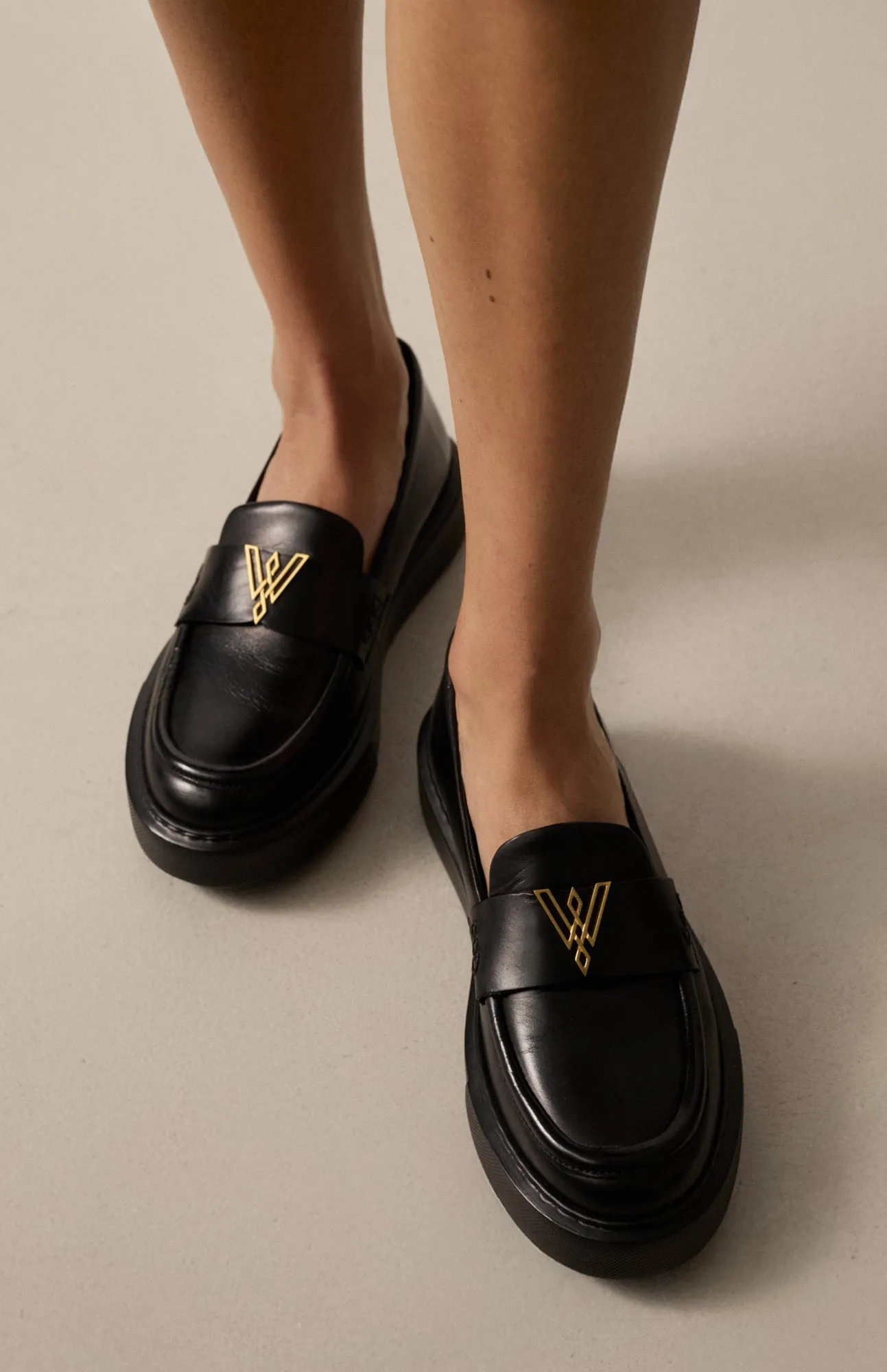 KAYLA DEEP BLACK sold by Vanda Novak product image thumbnail 2