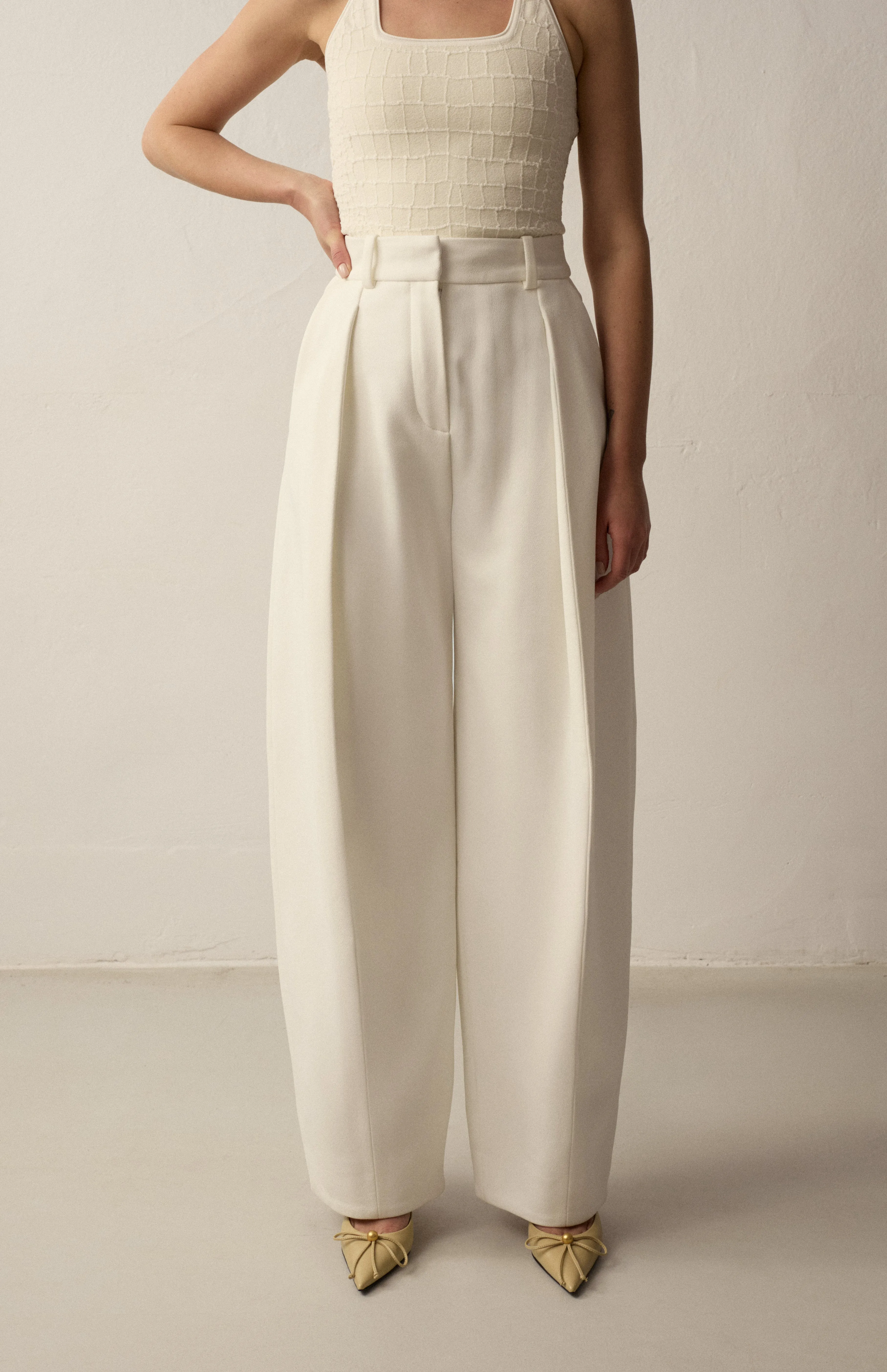 BELLA BUTTER CREAM sold by Vanda Novak product image thumbnail 3