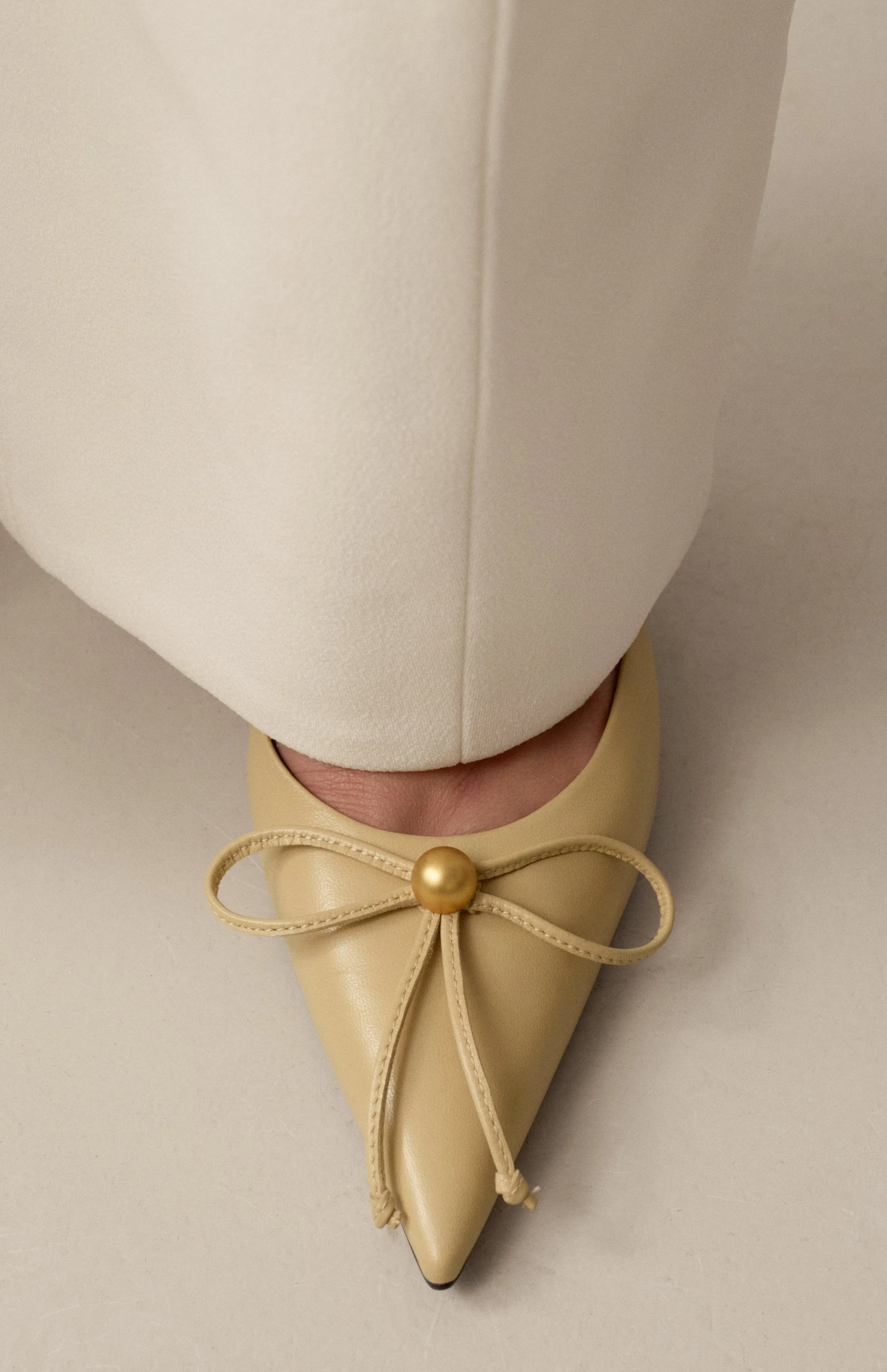 BELLA BUTTER CREAM sold by Vanda Novak product image thumbnail 2