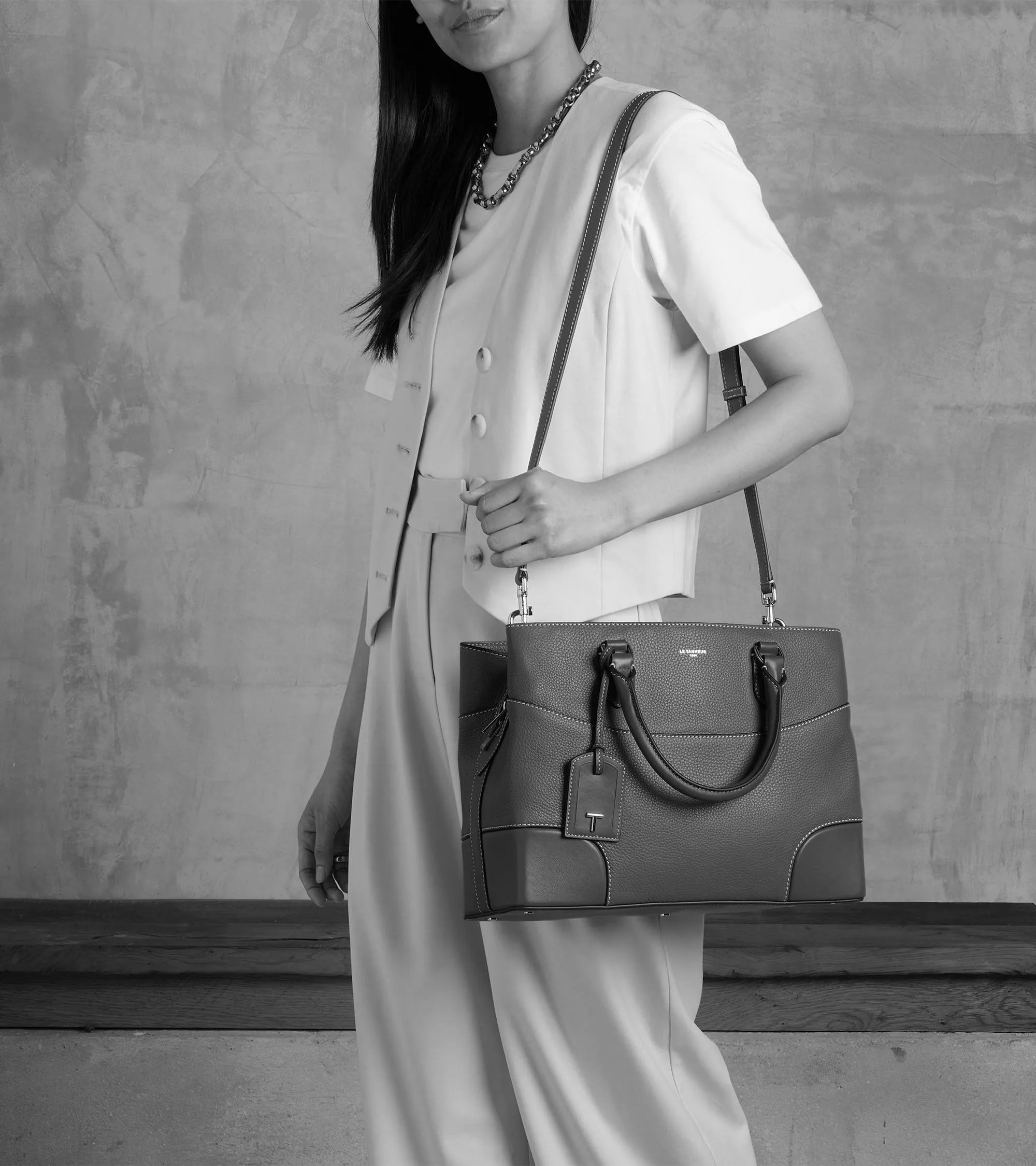 Romy large handbag in smooth grained leather sold by Le Tanneur product image thumbnail 2