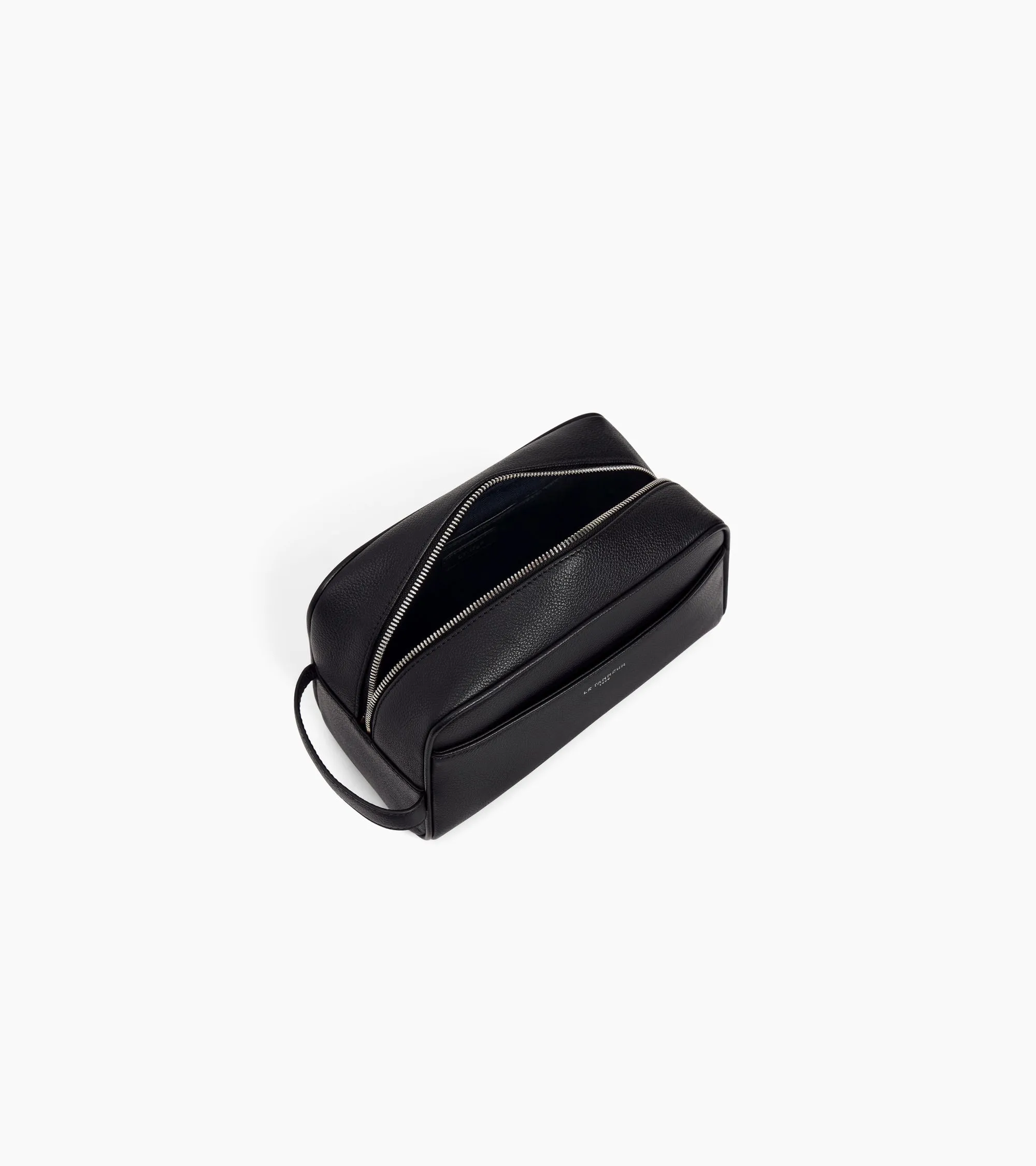 Toiletry bag in grained leather sold by Le Tanneur product image thumbnail 3