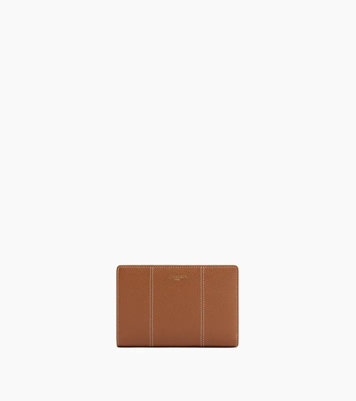 Juliette medium wallet in grained leather sold by Le Tanneur