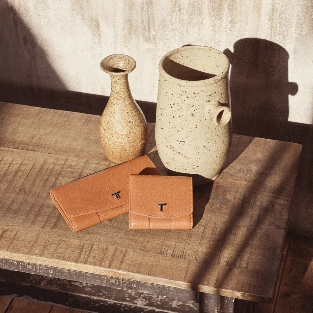 Large Romy flap wallet in grained leather sold by Le Tanneur product image thumbnail 2