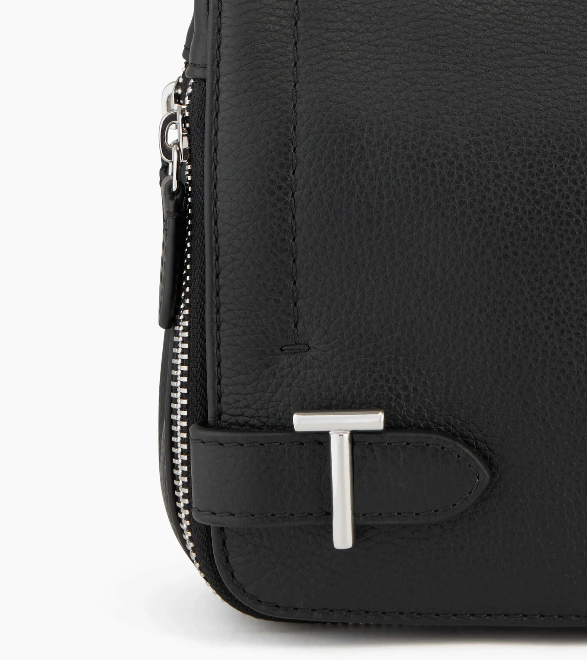 Simone small bag with crossbody strap in grained leather sold by Le Tanneur product image thumbnail 3