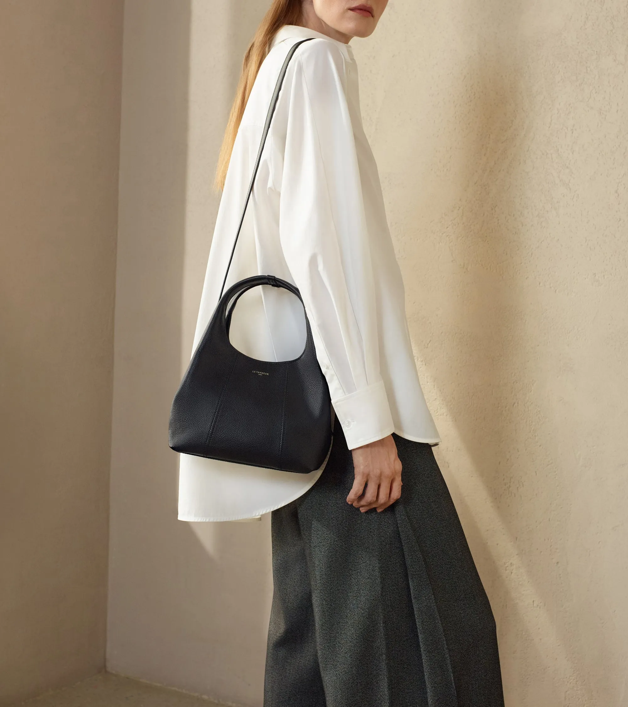 Juliette small handbag in grained leather sold by Le Tanneur product image thumbnail 5