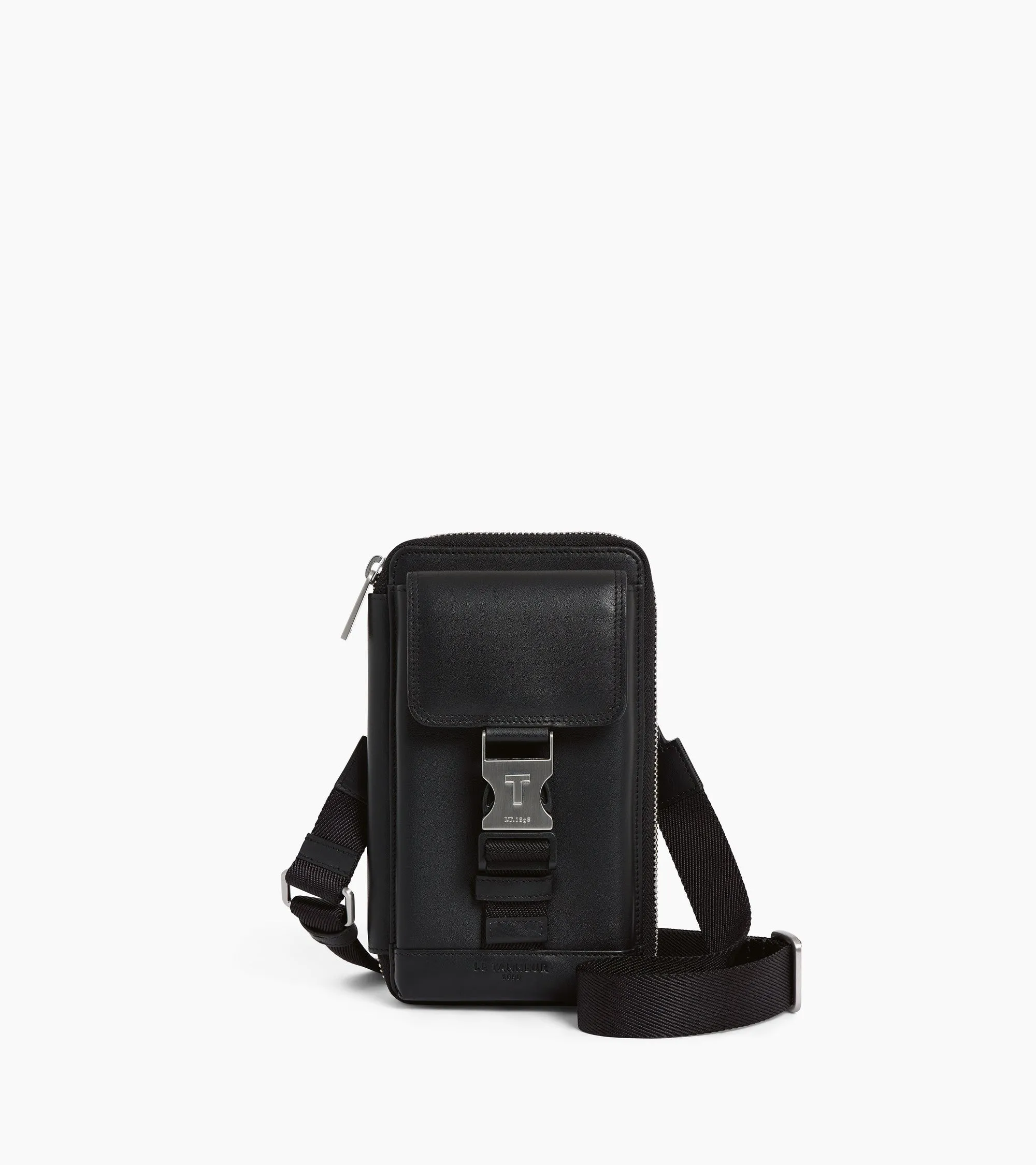 Maurice phone case in smooth leather sold by Le Tanneur