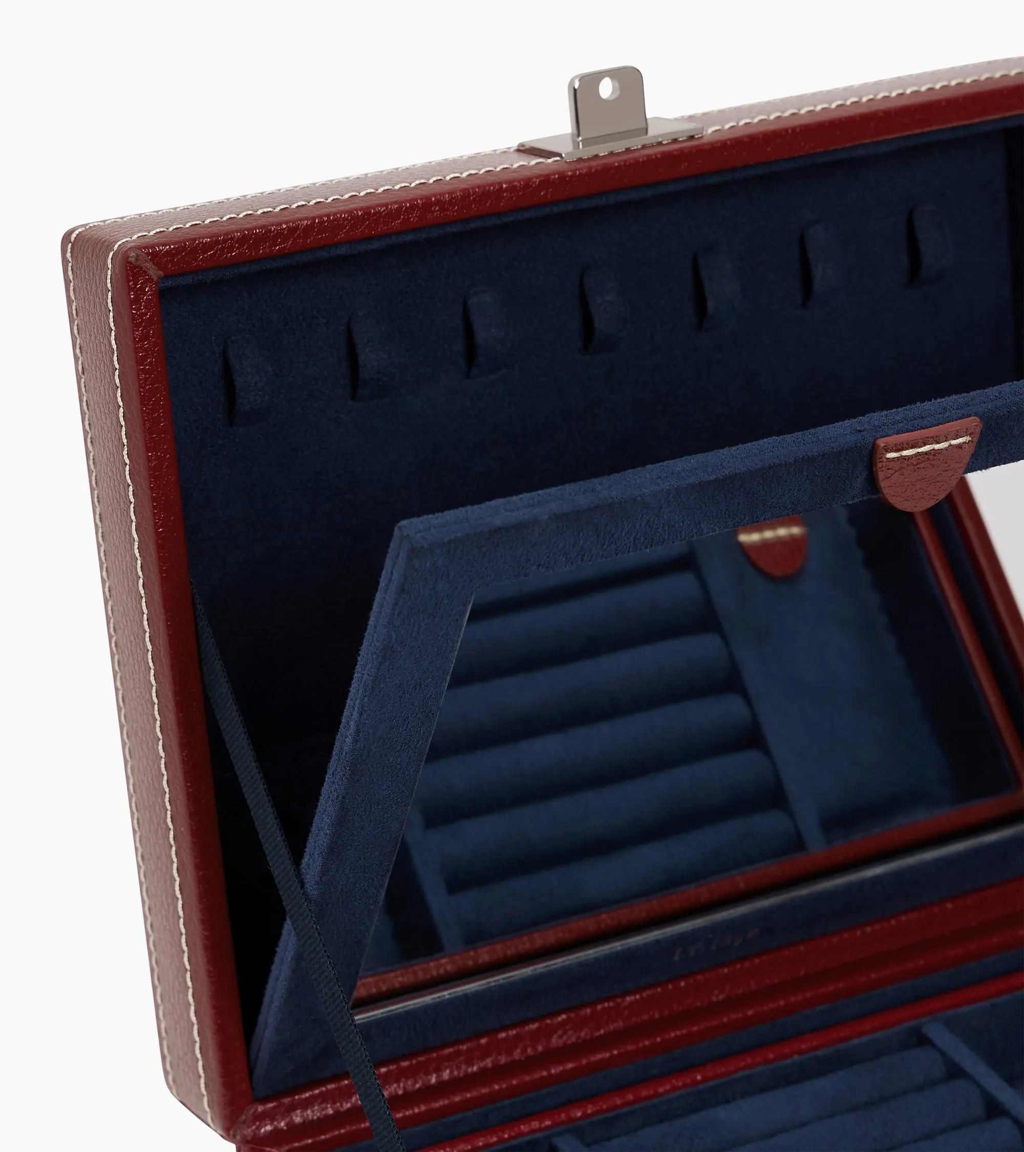 Medium jewelry box in leather sold by Le Tanneur product image thumbnail 3