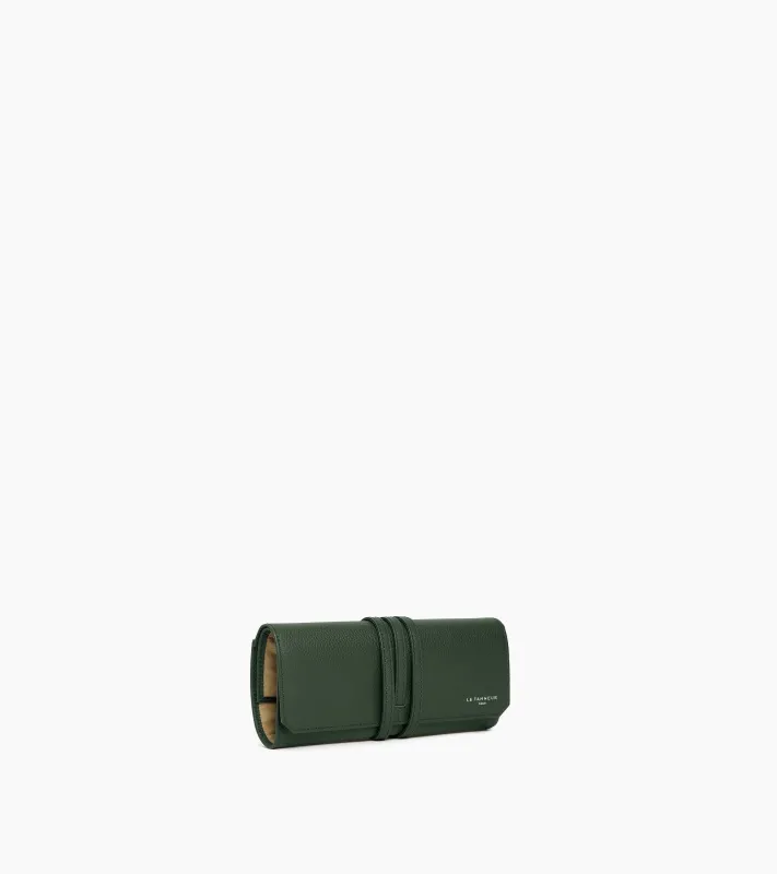 3 slot travel watch box in soft grained leather made by Le Tanneur