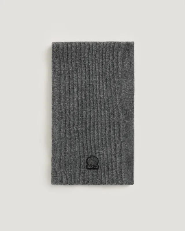 Ouelle Rib-Knit Thin Scarf made by Kanuk