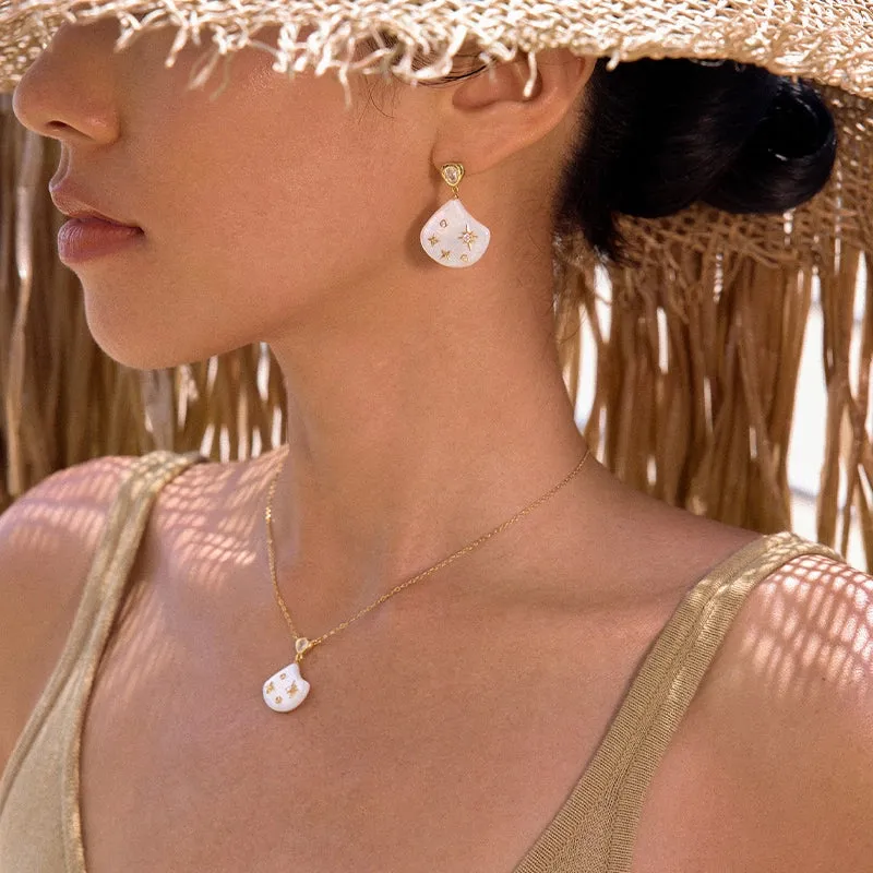 Starry Shell Necklace sold by Hefang product image thumbnail 4