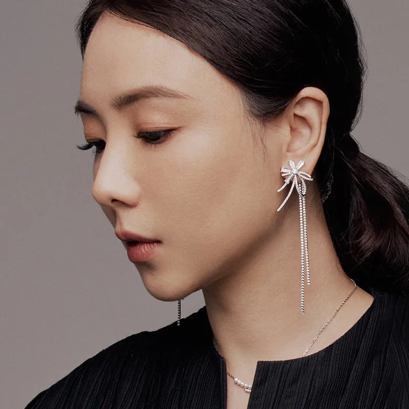 Snowflake Tassel Earring sold by Hefang product image thumbnail 3