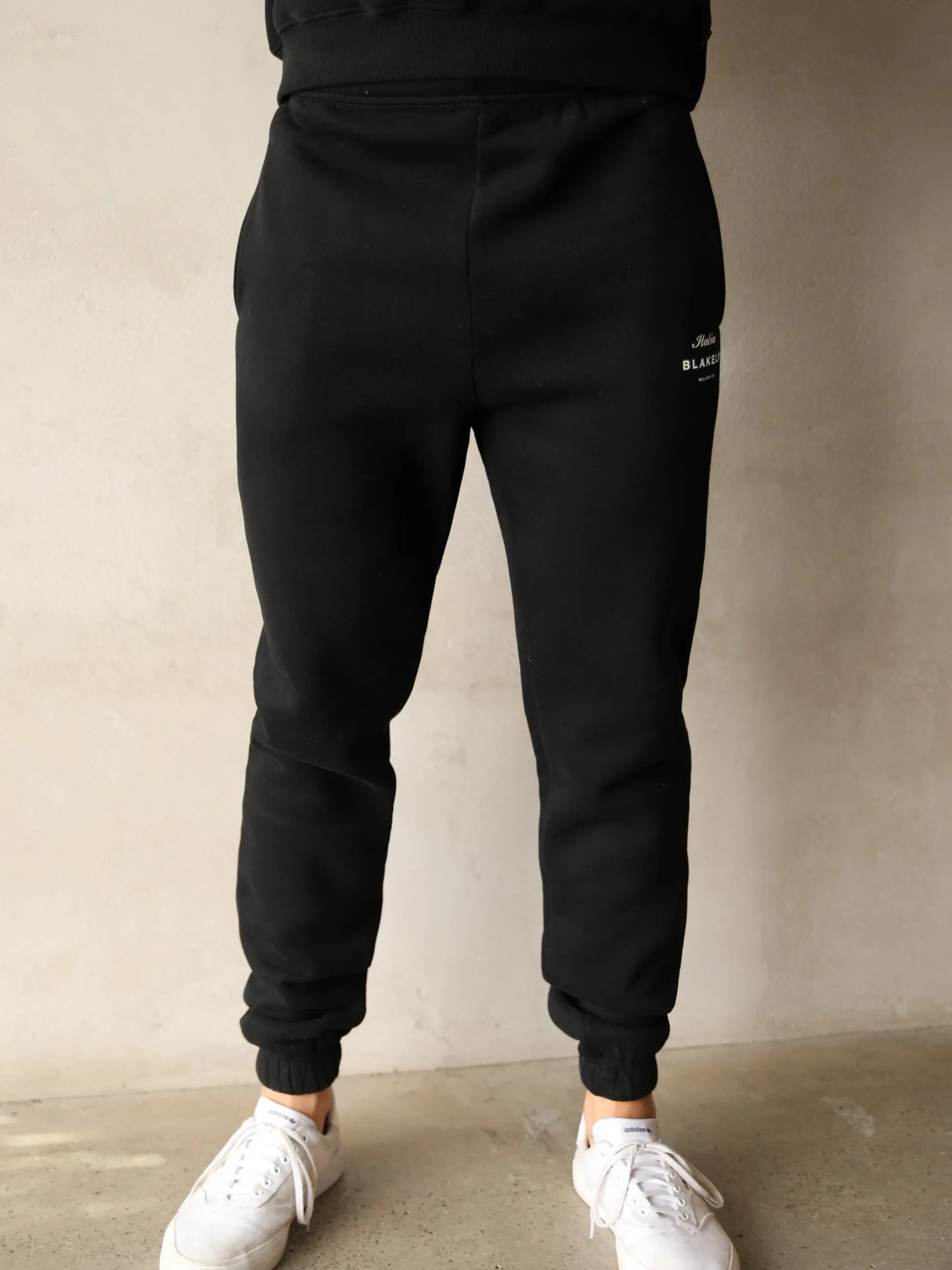 Italia Relaxed Sweatpants - Black sold by Blakely