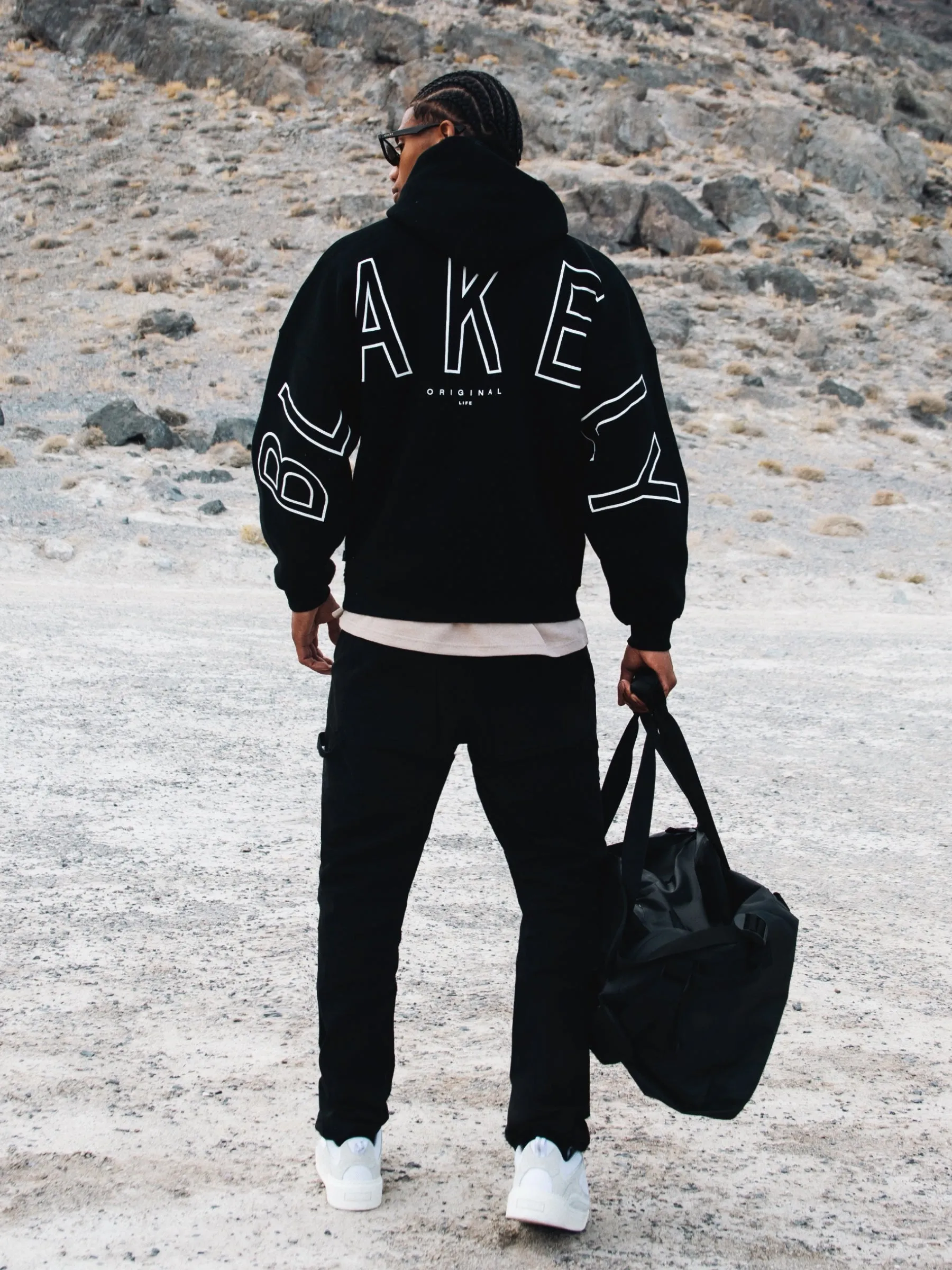 Outline Idris Oversized Hoodie - Black sold by Blakely product image thumbnail 4