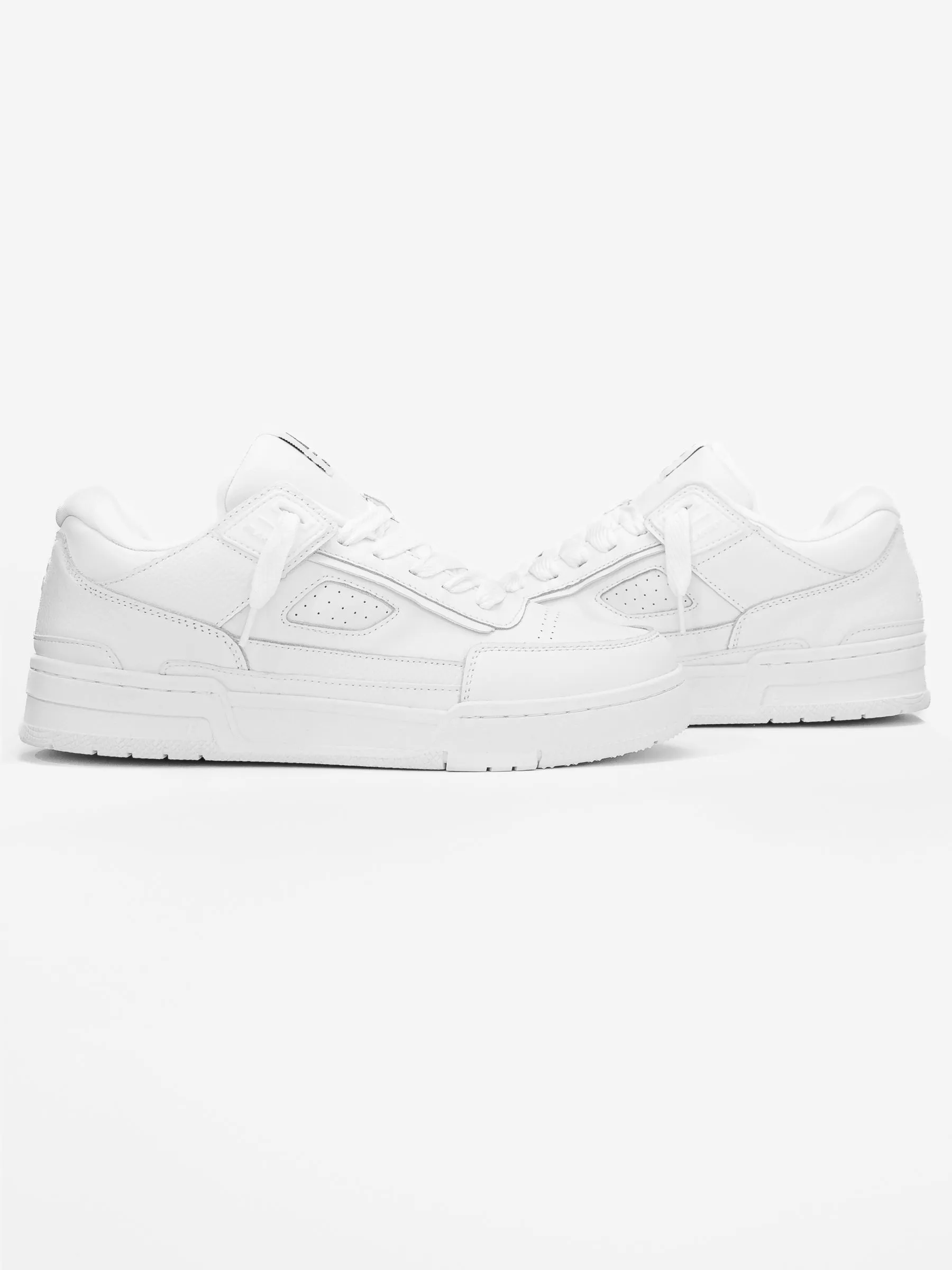 Pacer 610 Trainers - White sold by Blakely product image thumbnail 5