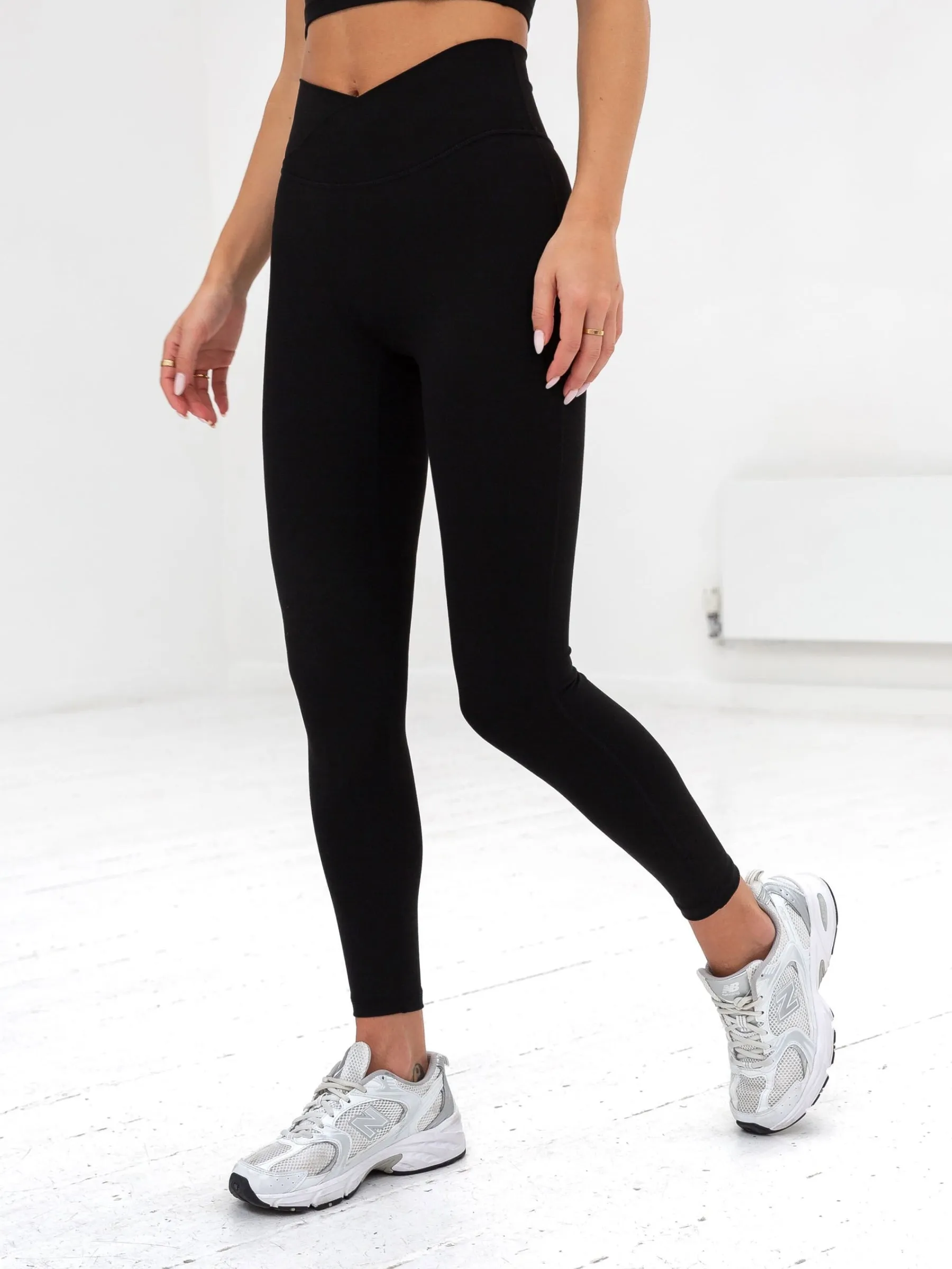 Ultimate Crossover Leggings - Black sold by Blakely