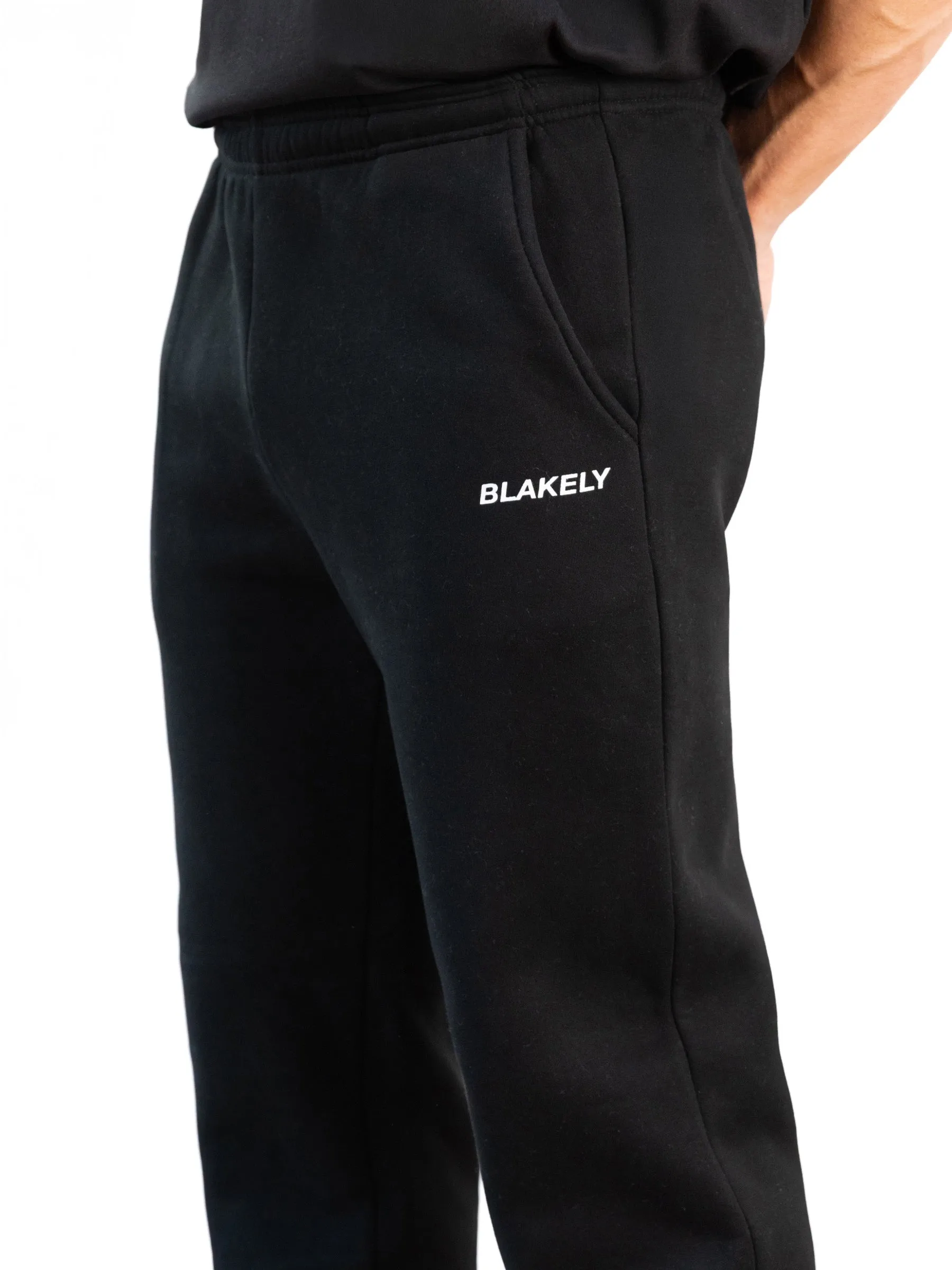 Italic Relaxed Sweatpants - Black sold by Blakely product image thumbnail 4