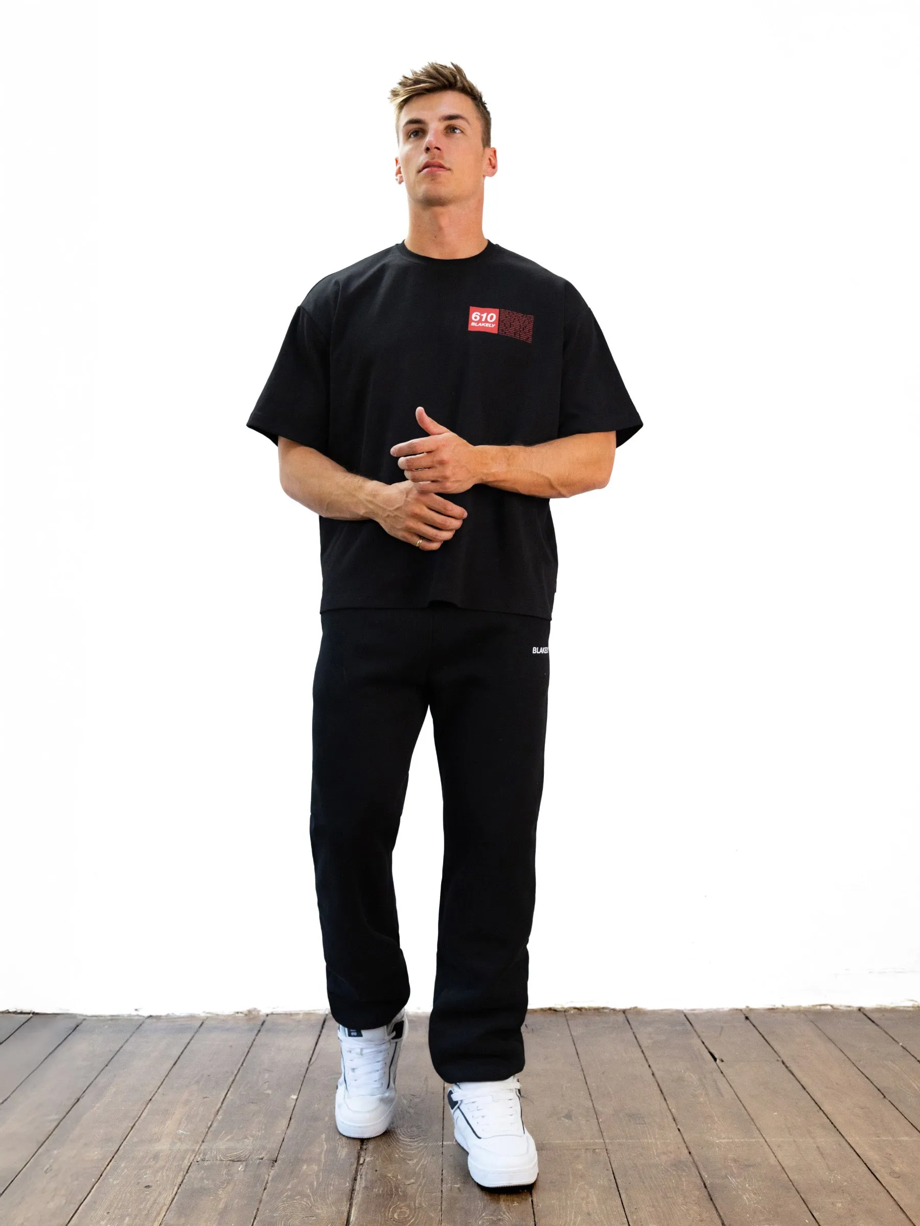Italic Relaxed Sweatpants - Black sold by Blakely product image thumbnail 3