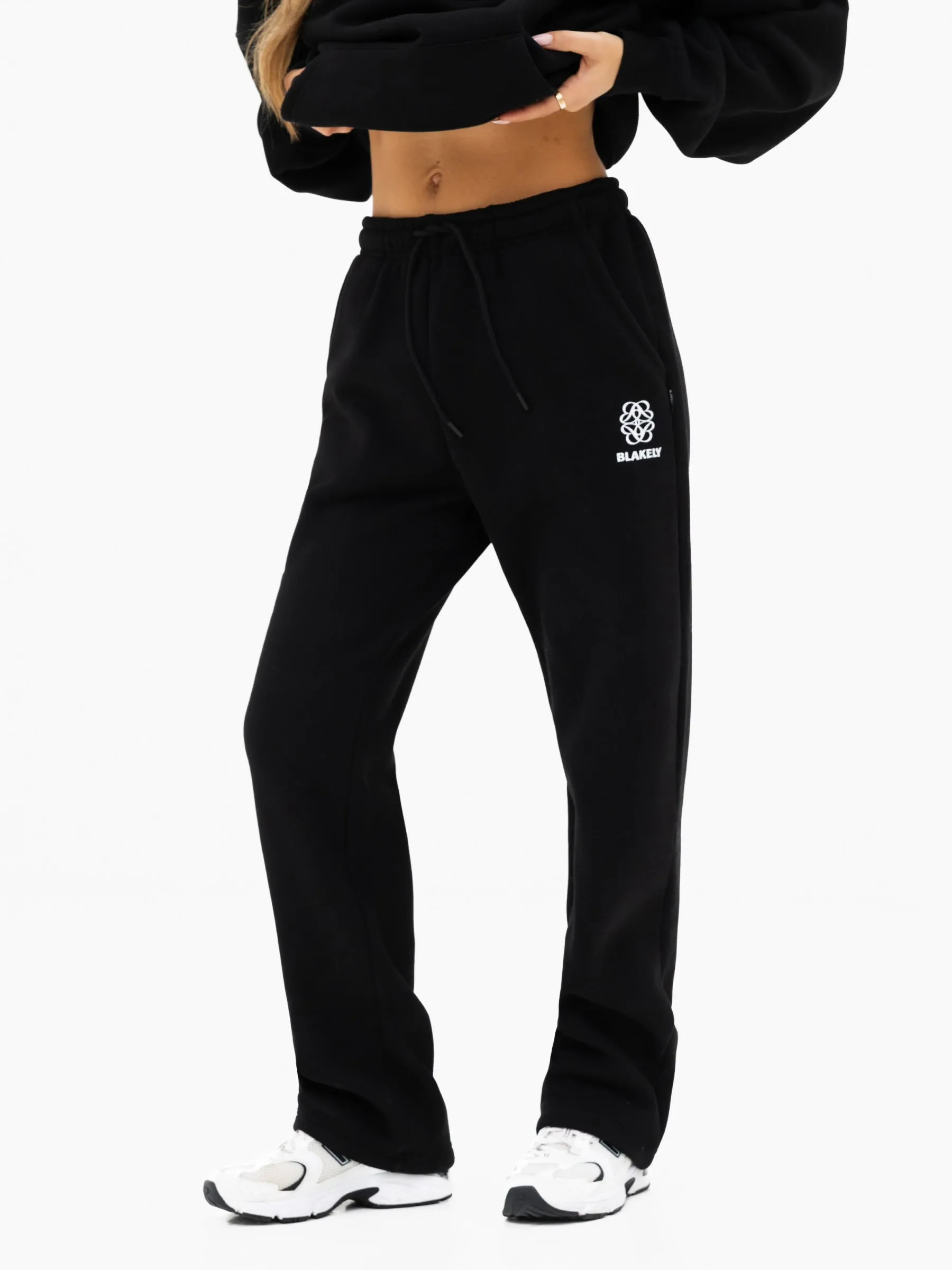 Iris Wide Leg Sweatpants - Black sold by Blakely