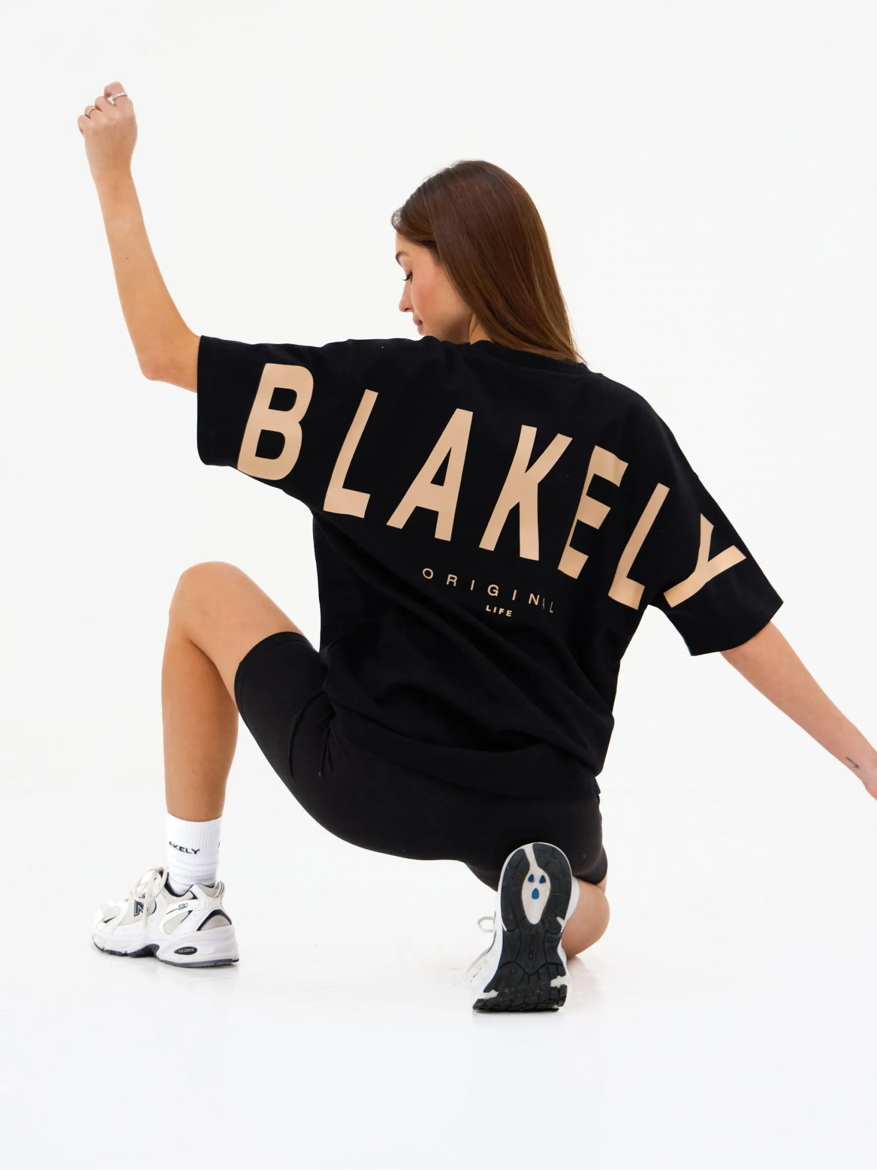 Isabel Oversized T-Shirt - Black & Light Tan sold by Blakely product image thumbnail 5