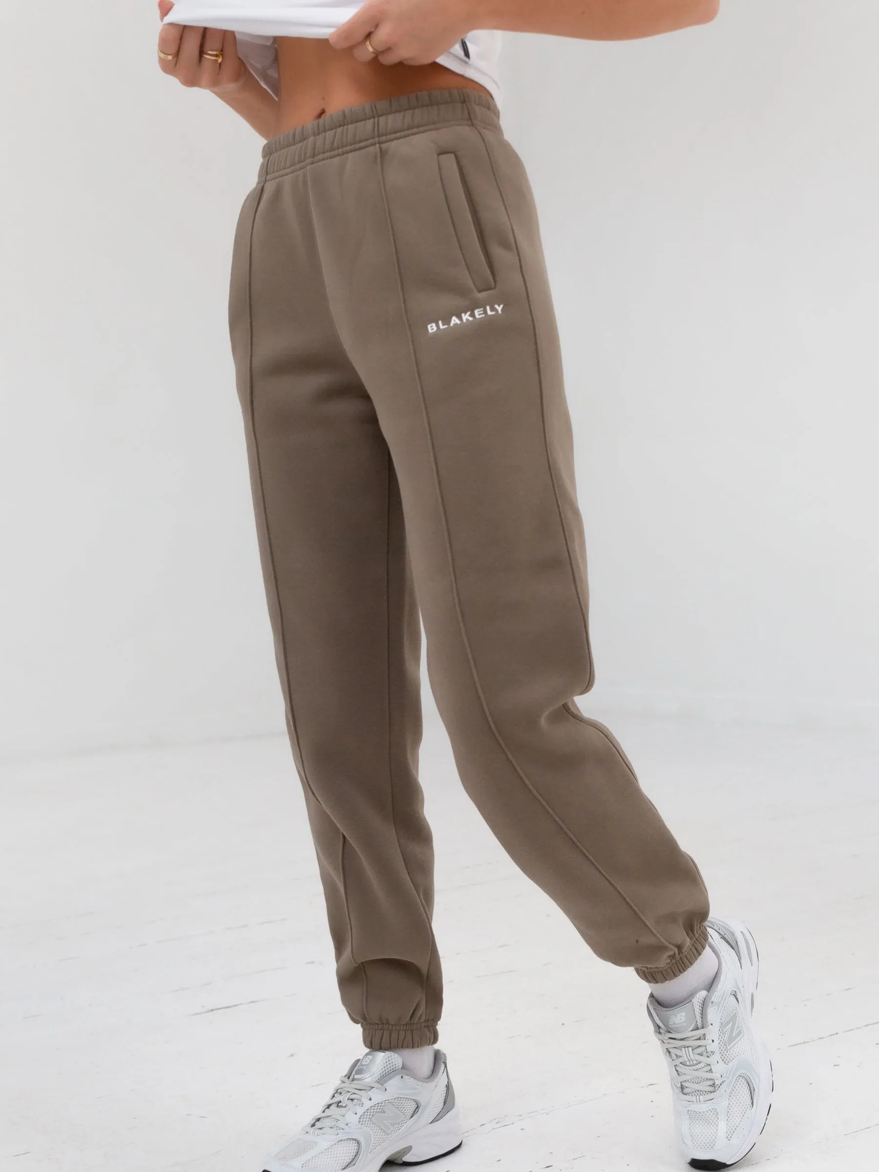 Everyday Sweatpants - Brown sold by Blakely