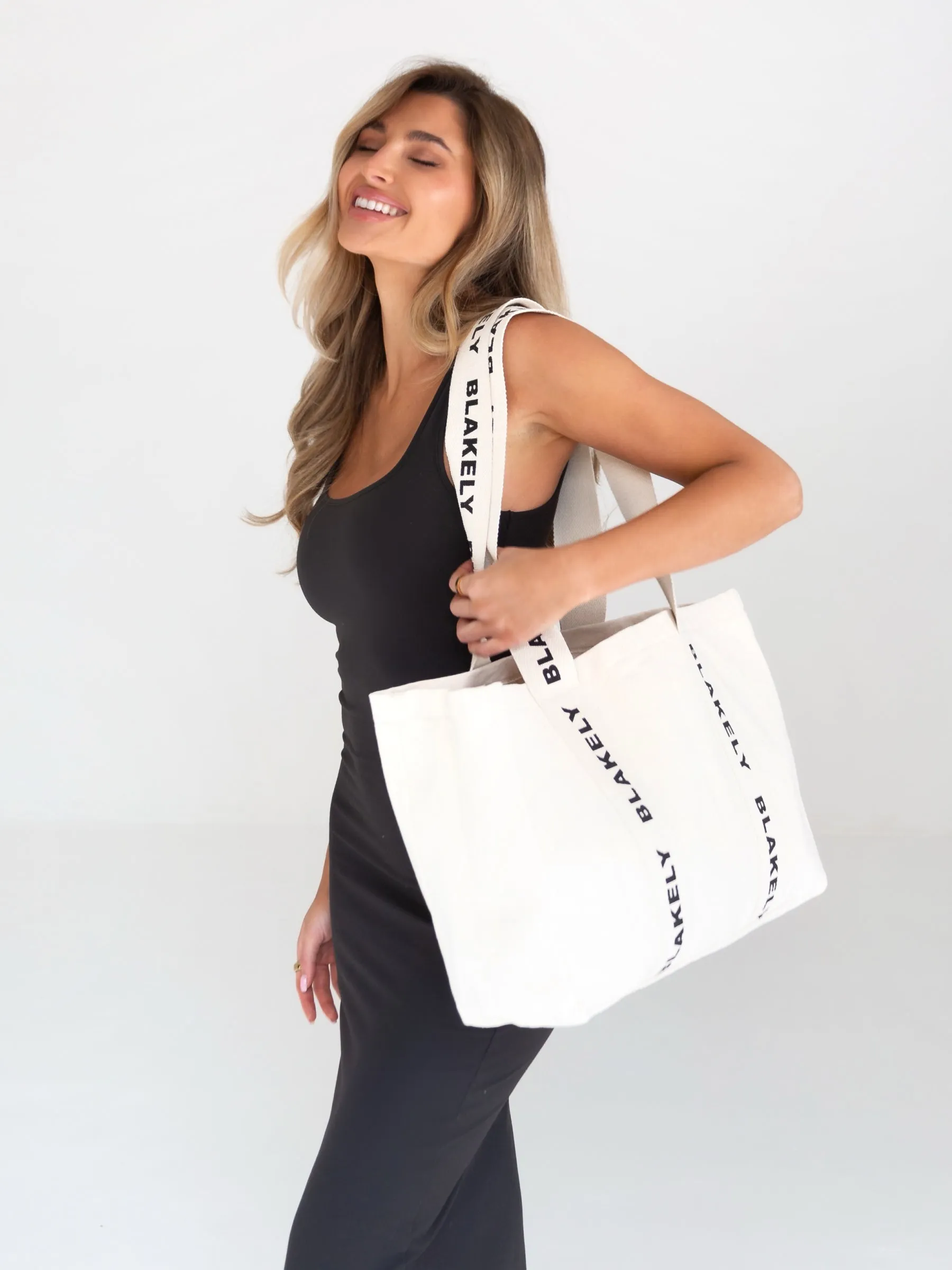 Lucia Maxi Dress - Black sold by Blakely product image thumbnail 5