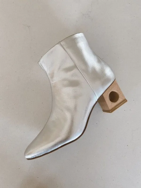 GIGI BOOT : SILVER sold by South of the Border