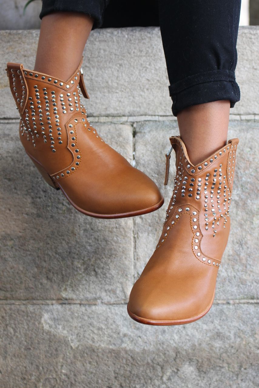 LILY BOOT - TAN sold by South of the Border product image thumbnail 2