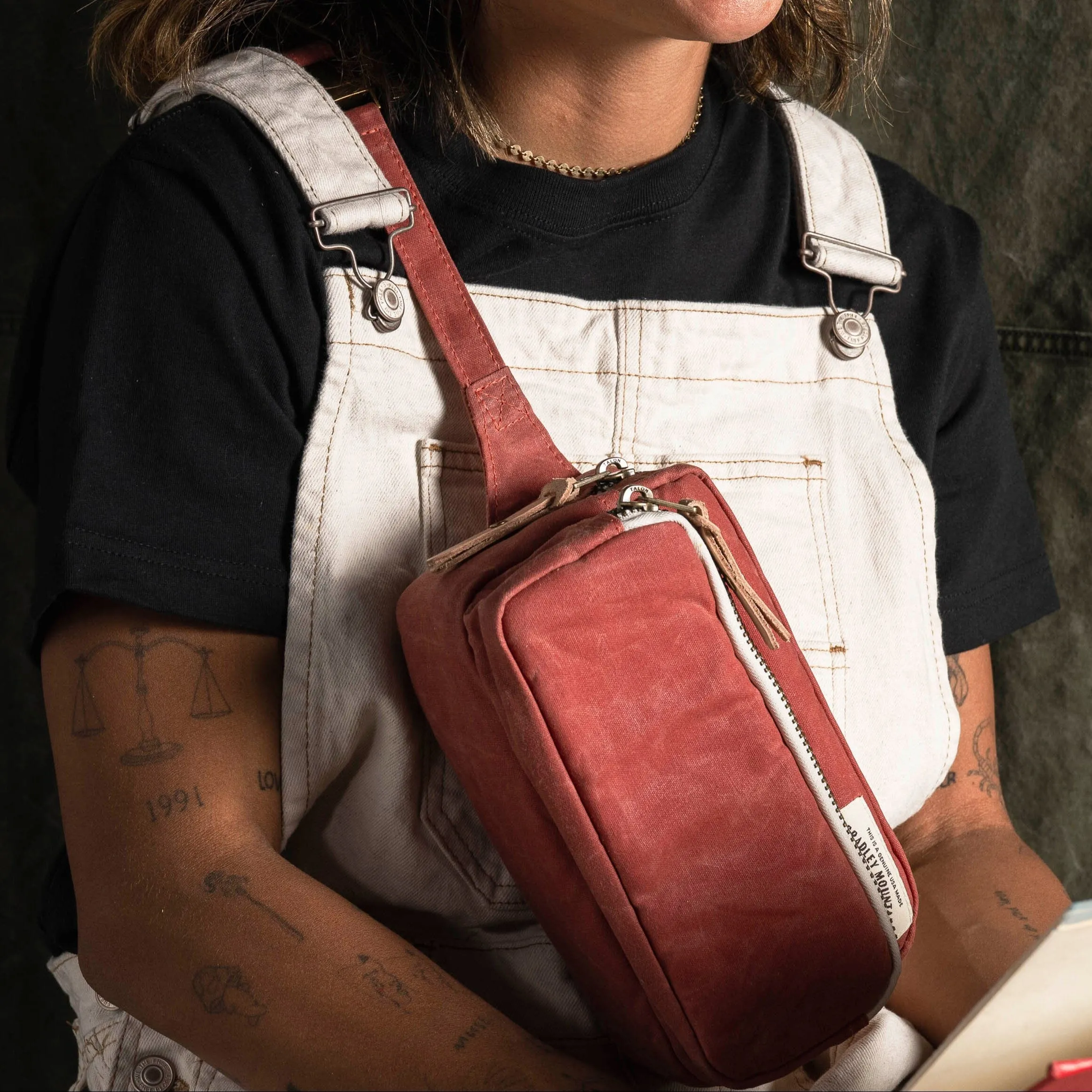 Pointer Crossbody Bag - Dusty Red sold by Bradley Mountain product image thumbnail 2