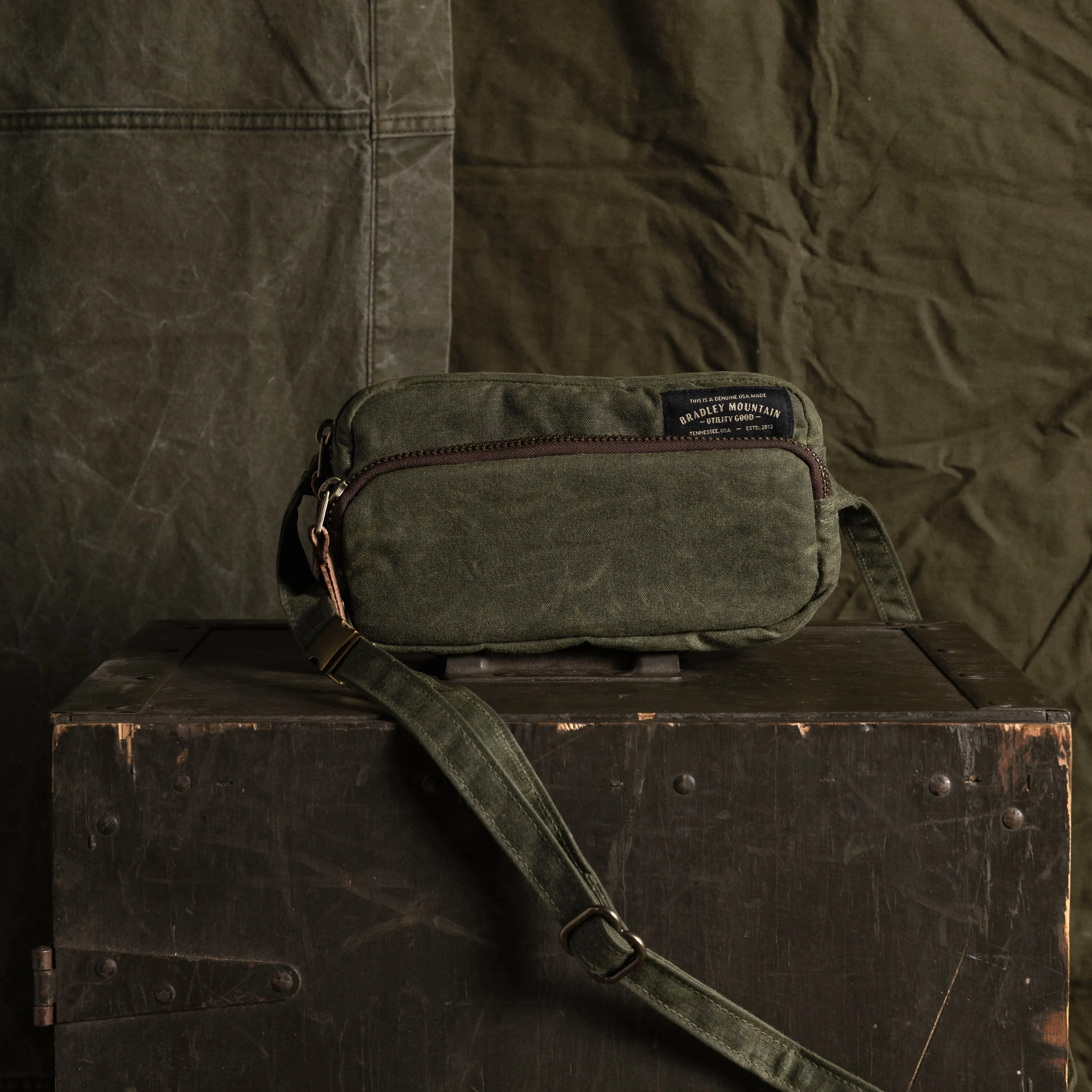 Pointer Crossbody Bag - Forest sold by Bradley Mountain product image thumbnail 4