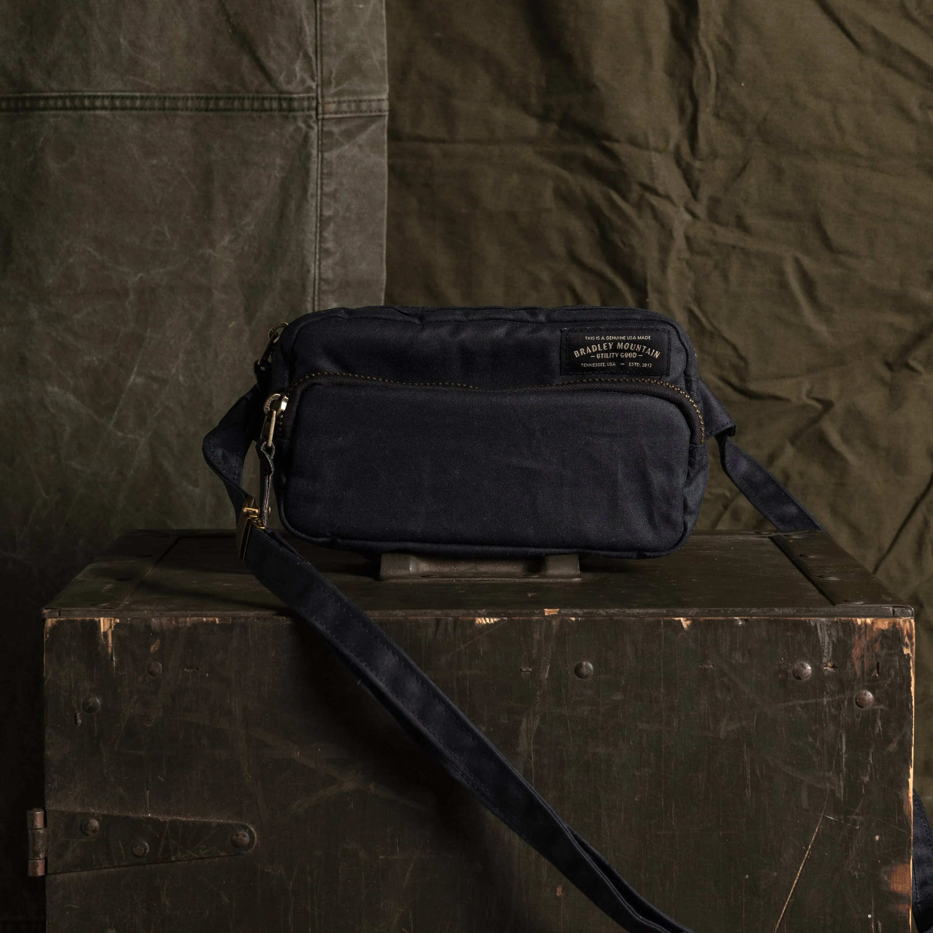 Pointer Crossbody Bag - Black sold by Bradley Mountain product image thumbnail 2