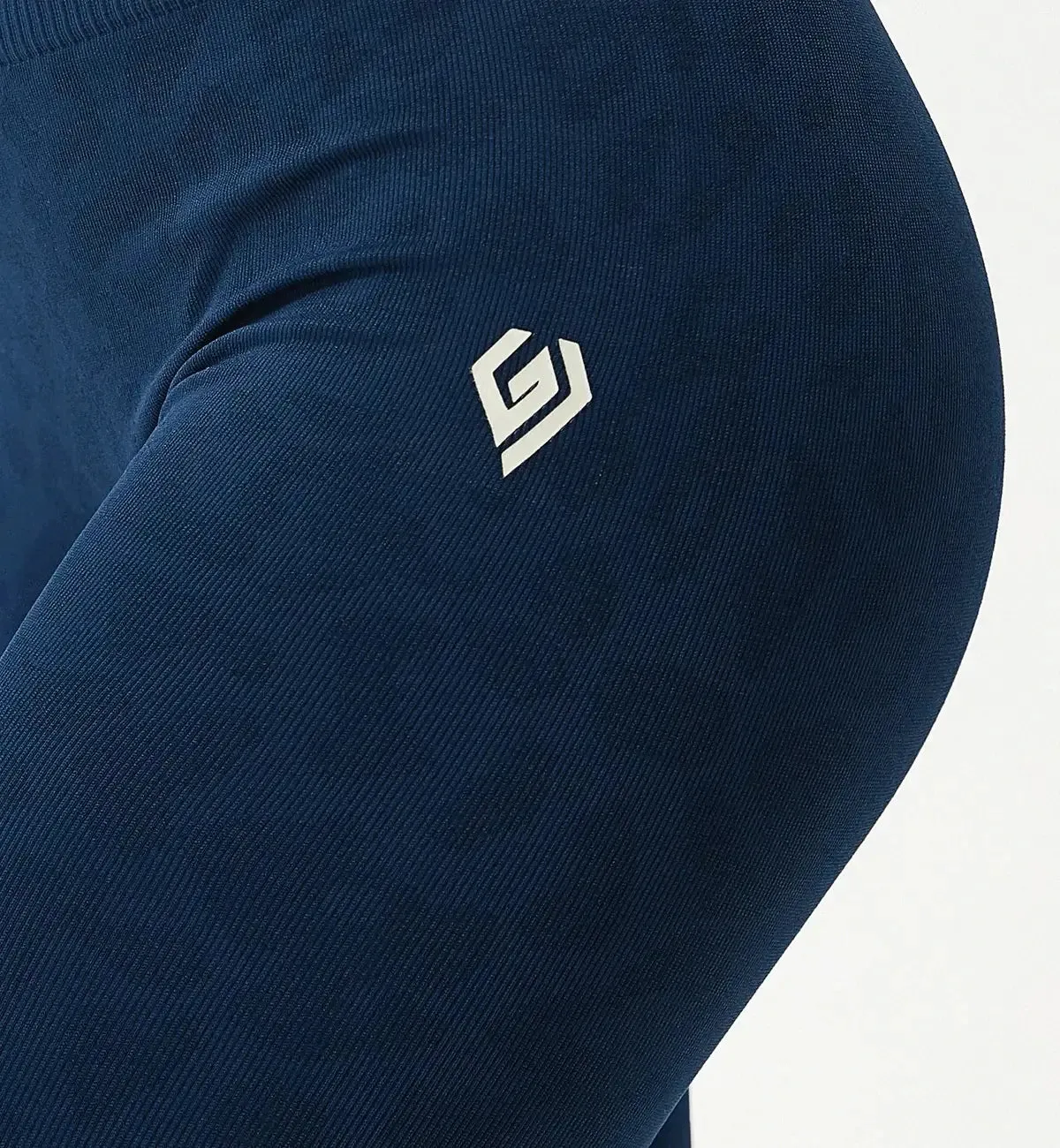 Fancy World Textured Leopard Seamless Leggings sold by Gymsweaty product image thumbnail 3