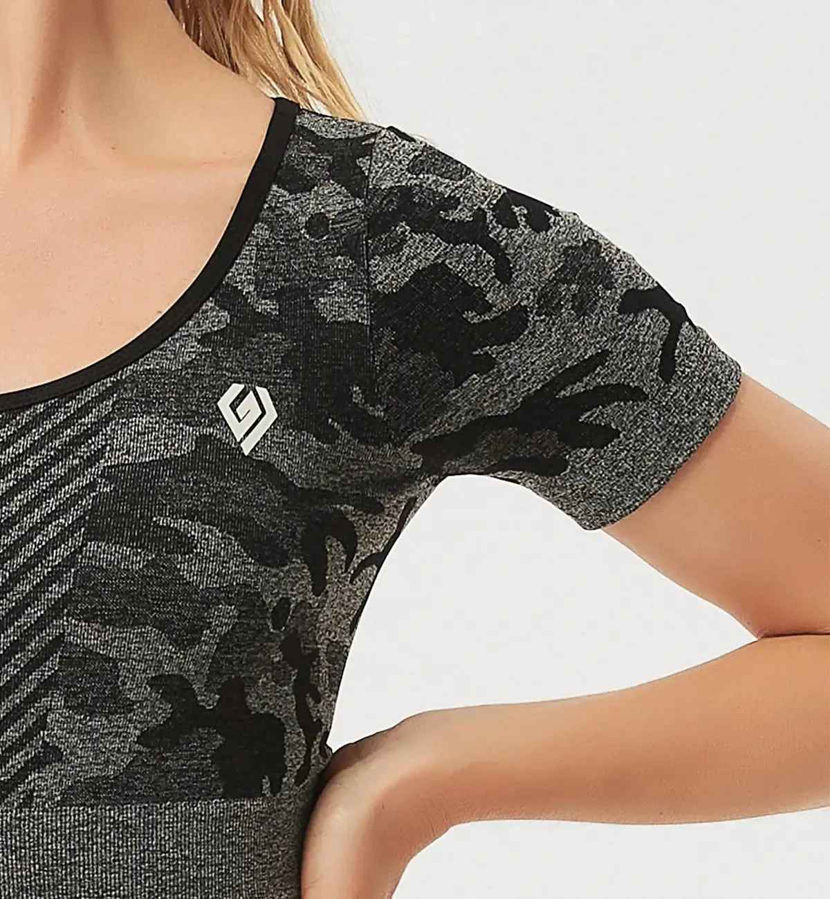 Fancy World Sexy Back Cropped Yoga Short Sleeve sold by Gymsweaty product image thumbnail 4