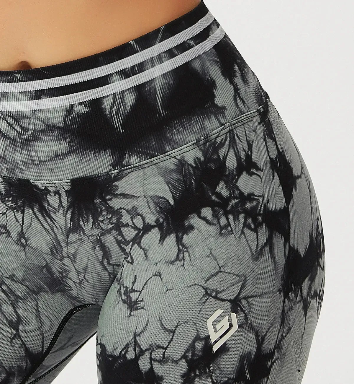 Tie Dye Blossom Seamless Leggings sold by Gymsweaty product image thumbnail 5