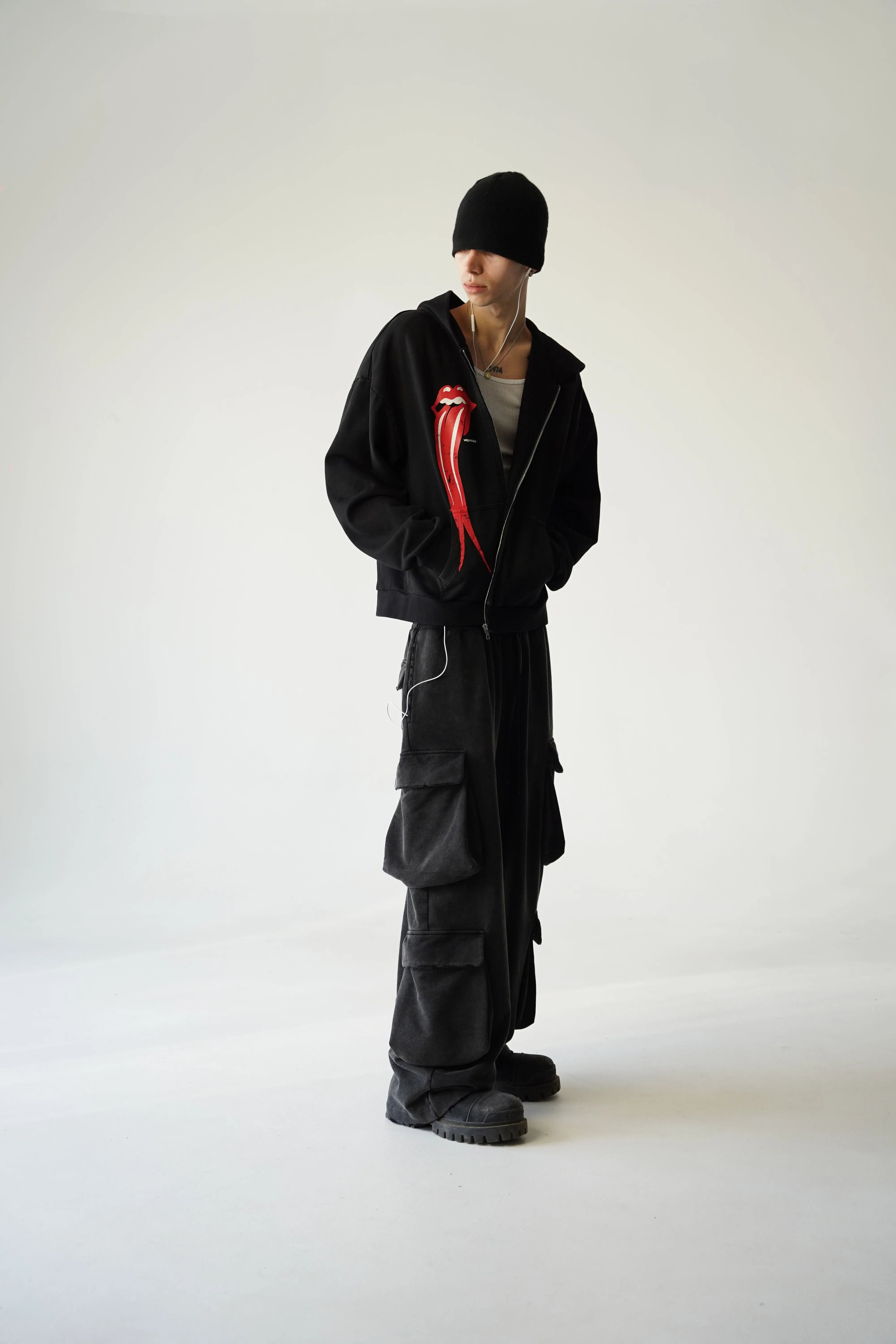 ROLLING ZIP UP sold by Vague Studios product image thumbnail 5