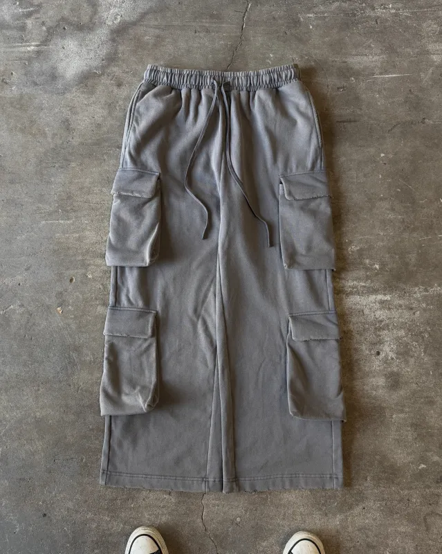 C PRECIOUS CARGO SWEATPANTS [VINTAGE GREY] sold by Vague Studios