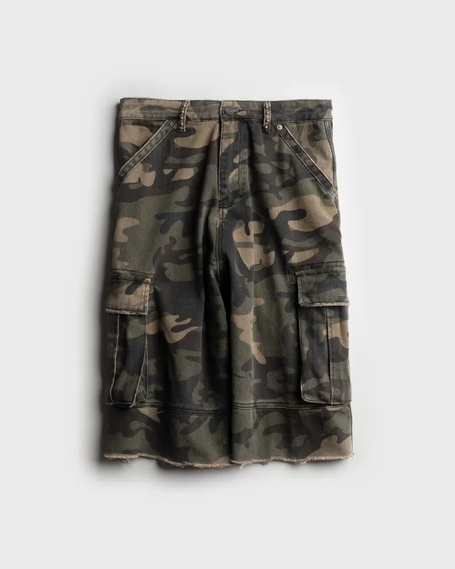 CARGO SHORTS [CAMO] made by Vague Studios