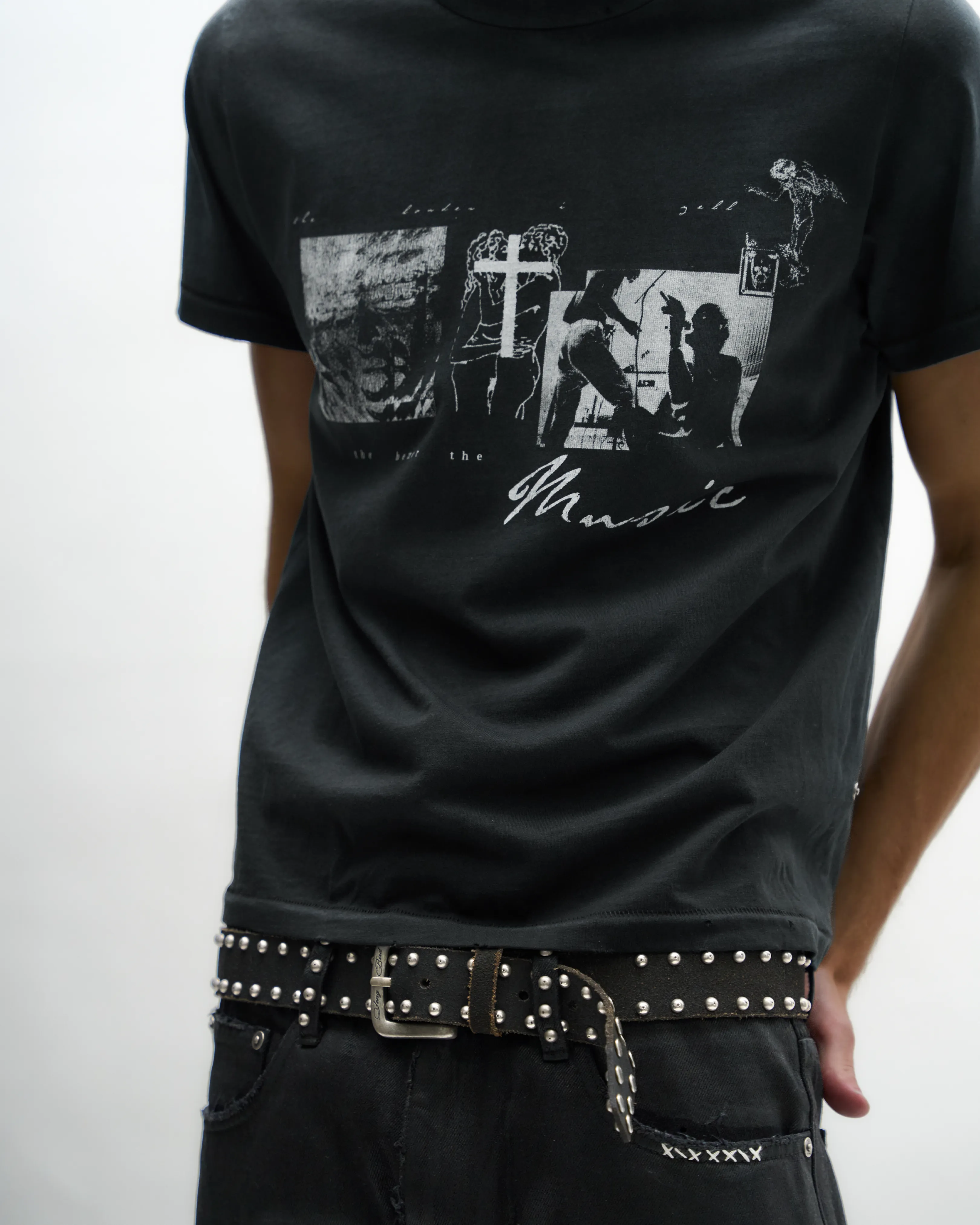 IDOL TEE sold by Vague Studios product image thumbnail 3