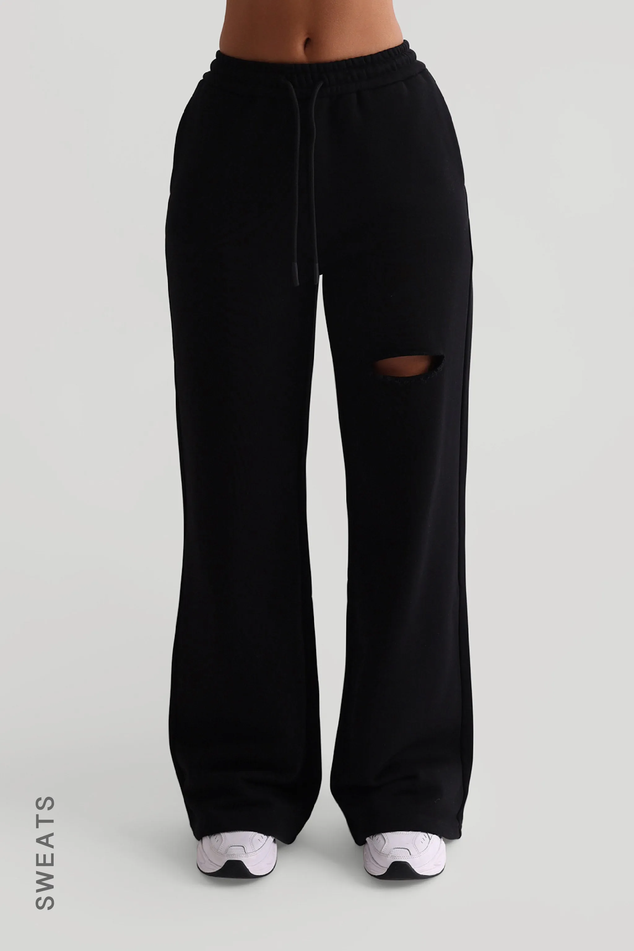 【U LAN】(UNISEX) Piggy cutting wide sweat pants Cut-Out Wide Leg Sweatpants - Black | Parallel