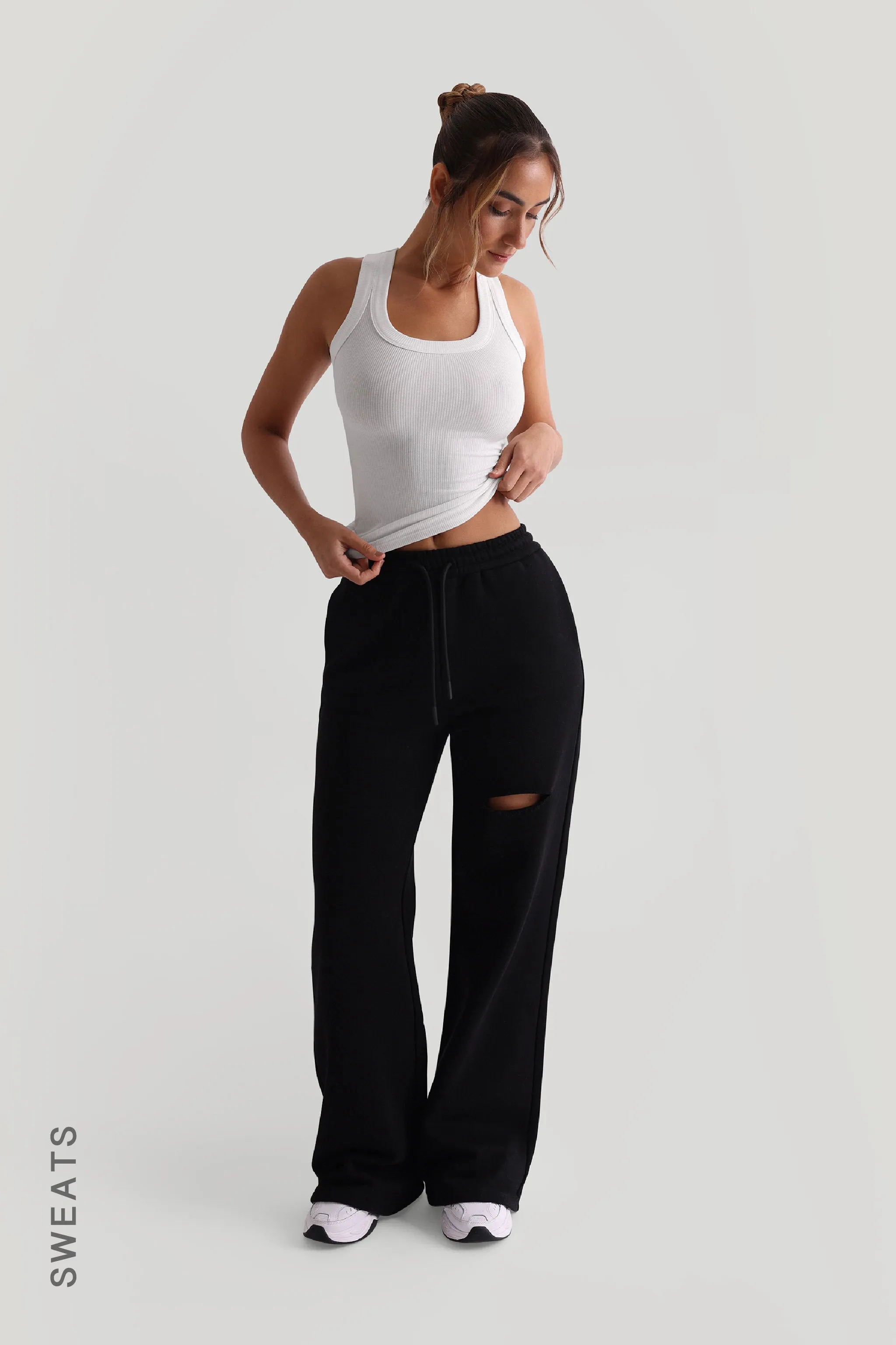 Cut-Out Wide Leg Sweatpants - Black | Parallel