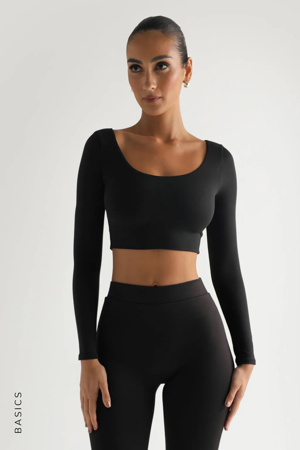 Round Neck Long Sleeve Crop Top - Black sold by My outfit online