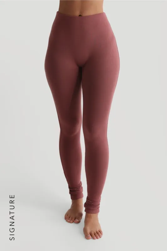 Pro-Technical Leggings - Vintage Berry sold by My outfit online