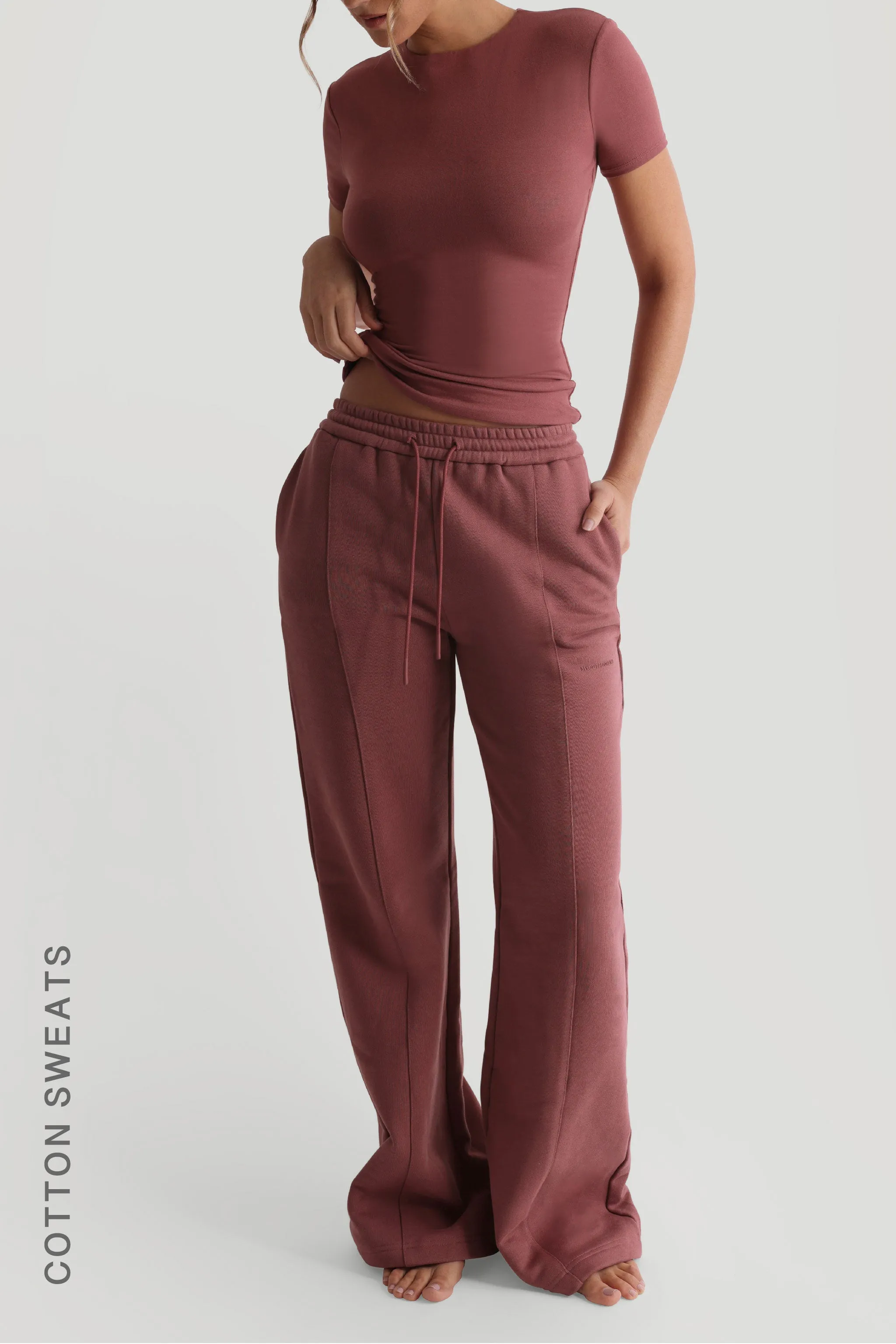 Structured Wide Leg Sweatpants - Vintage Berry sold by My outfit online product image thumbnail 2