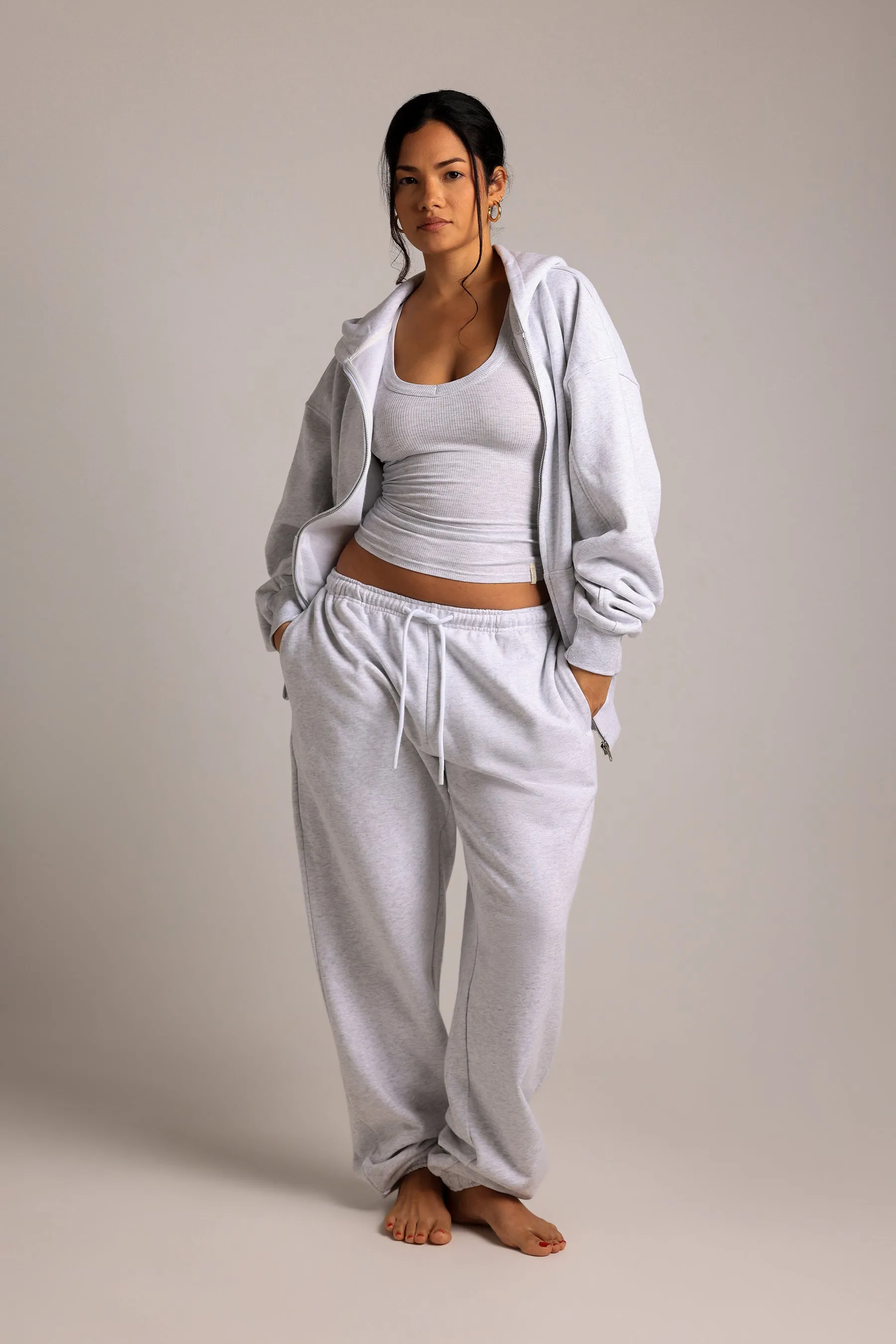 The Classic Joggers - Light Heather Gray sold by My outfit online product image thumbnail 2
