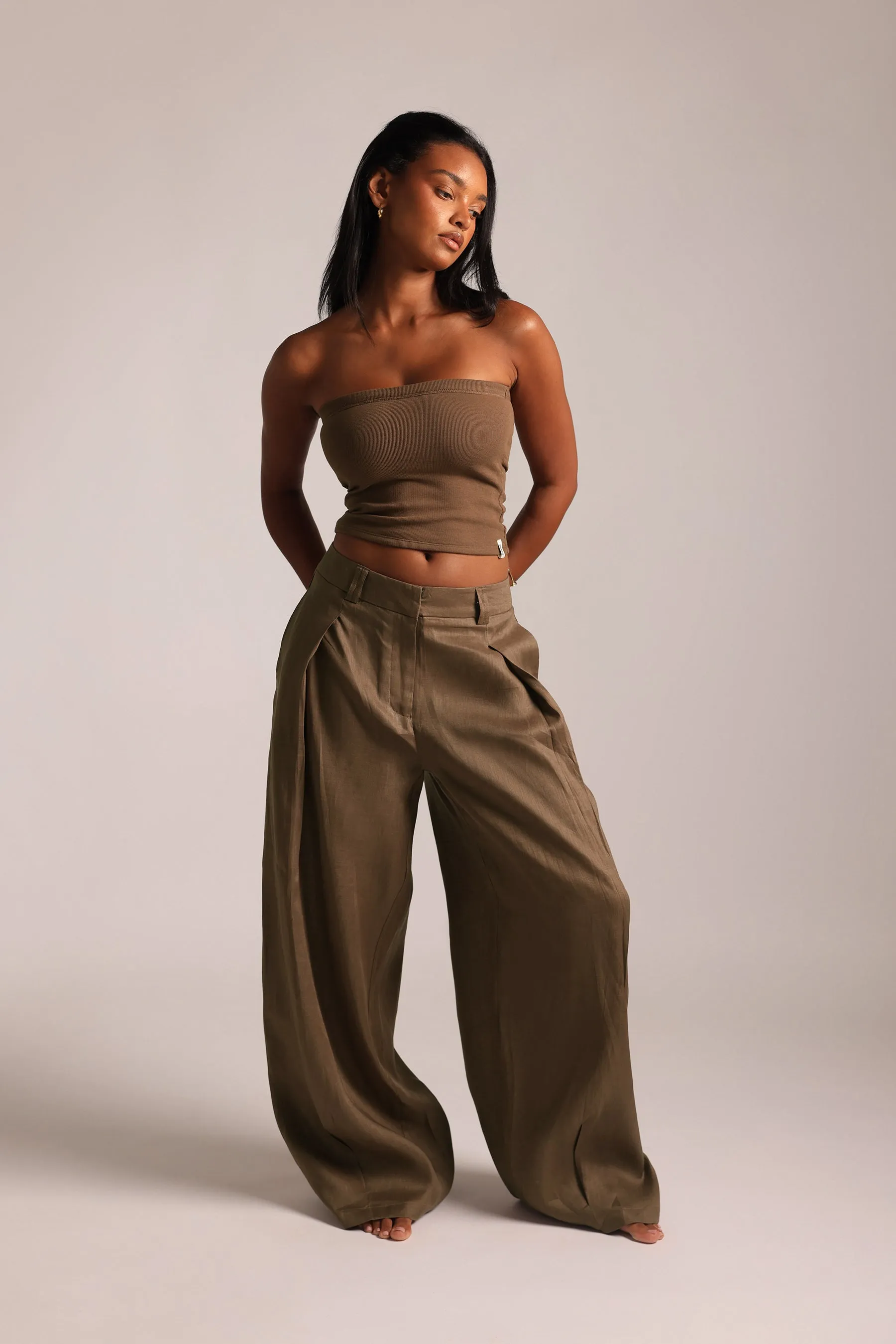 The Meridian Linen Trousers - Coconut sold by My outfit online