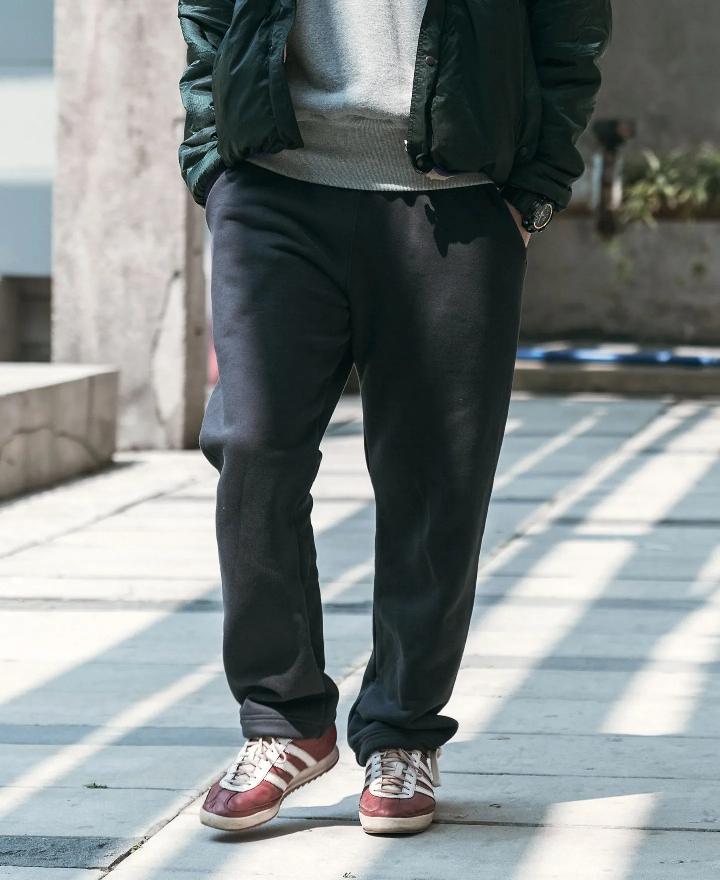 17.6 oz Heavyweight Terry Sweatpants - Black sold by Bronson Mfg. product image thumbnail 4