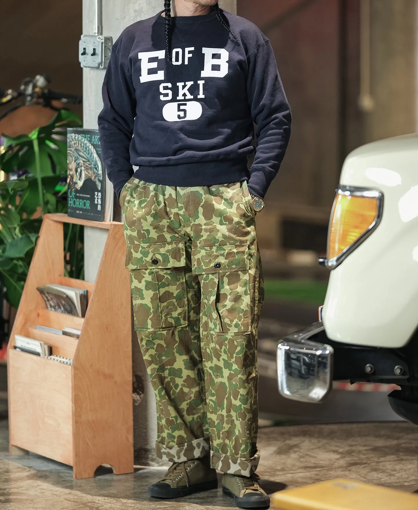 1940s Heavyweight SKI V-Inset Sweater - Navy sold by Bronson Mfg. product image thumbnail 3