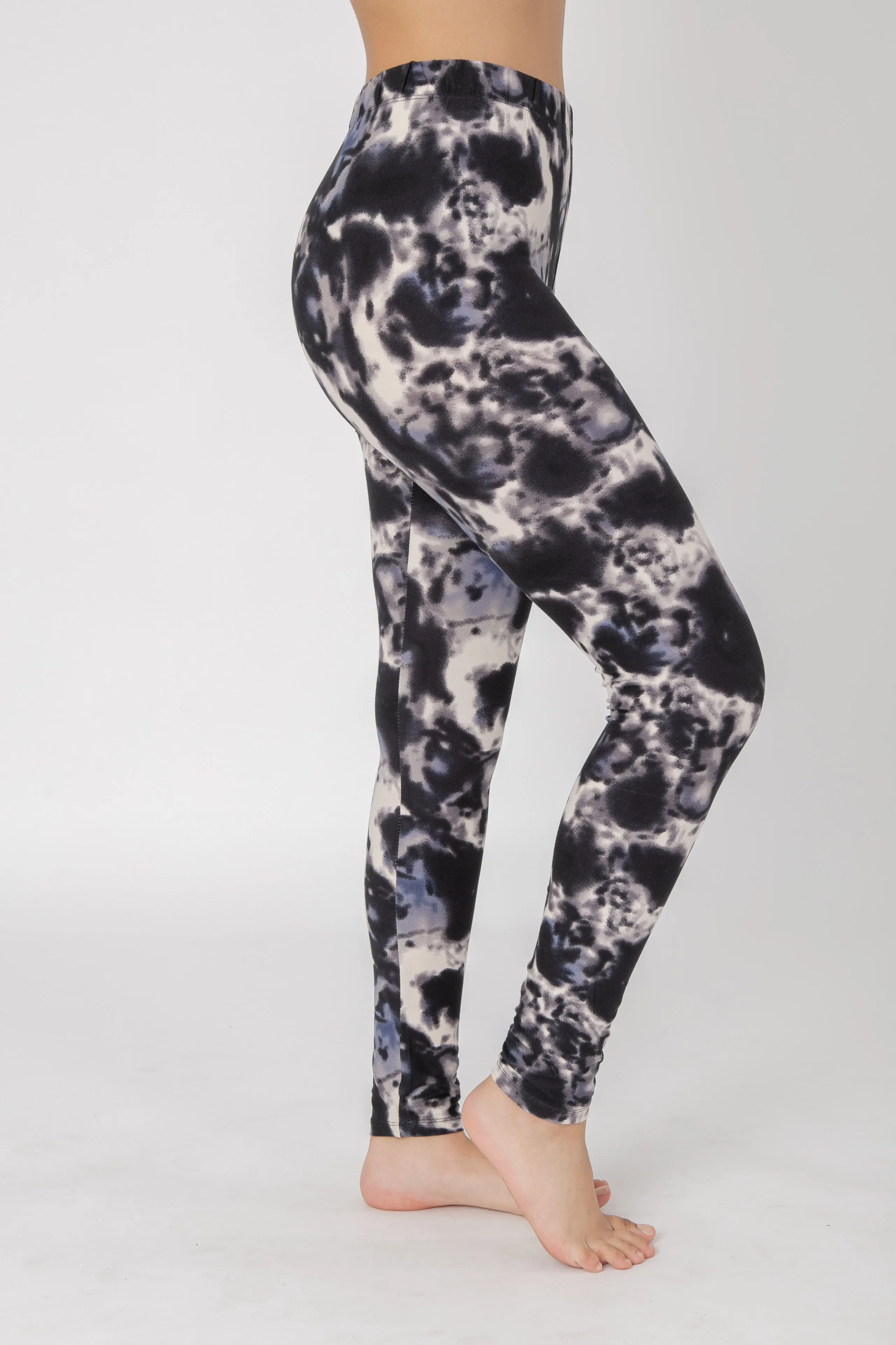 Mixed Dye - All Season sold by Just Cozy