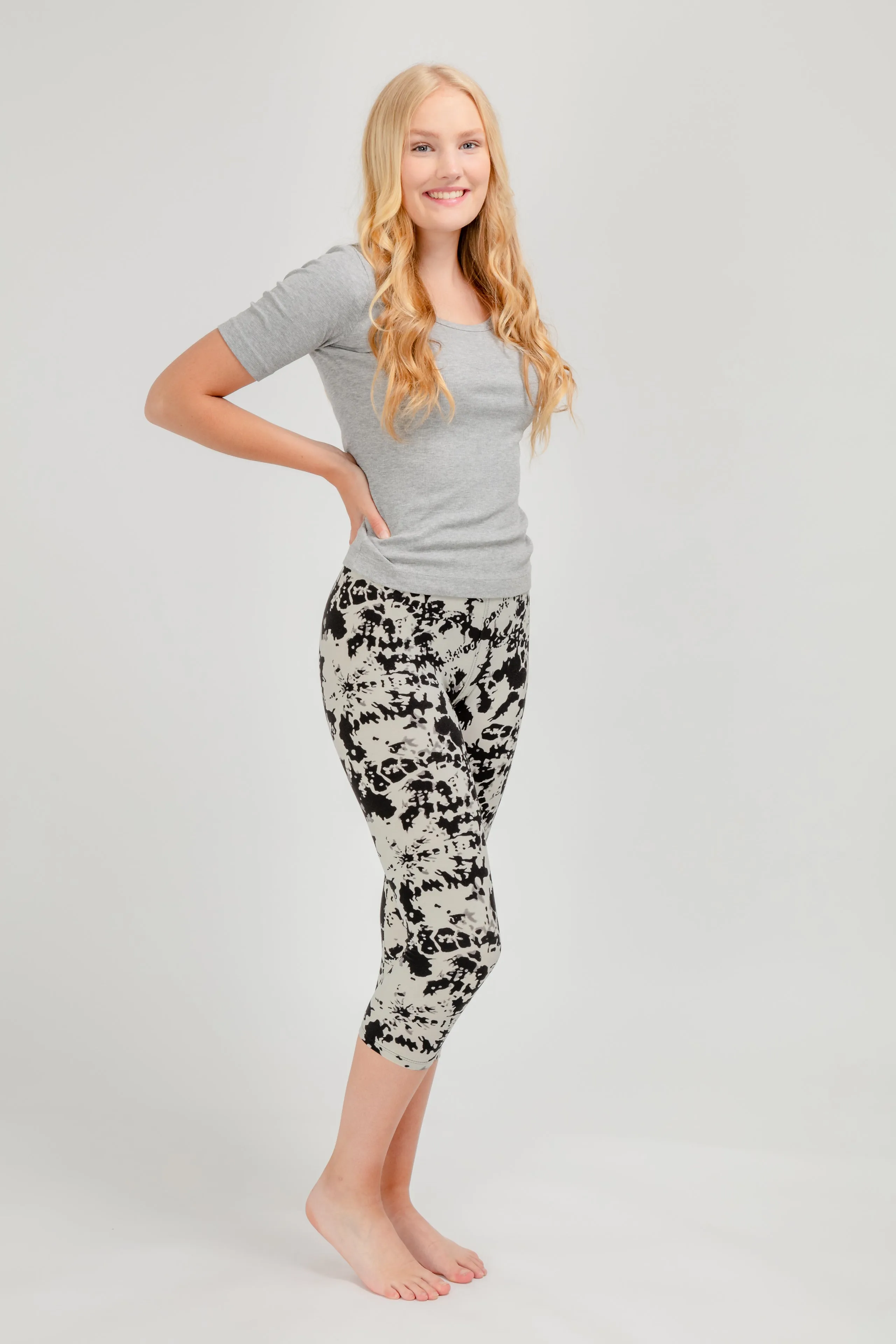Expression - Capris sold by Just Cozy product image thumbnail 3